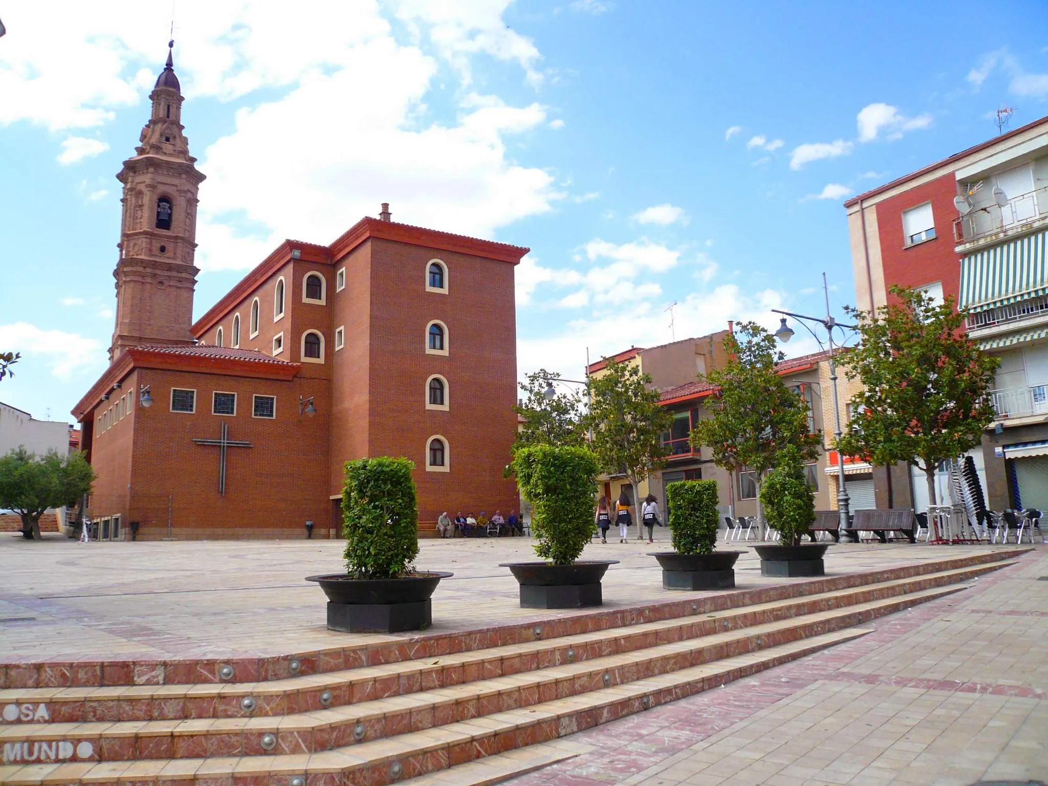 Photo showing: Plaza de la Constitución (Pradejón, La Rioja)