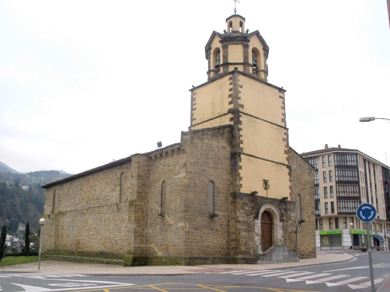 Photo showing: Iglesia de San Vicente (Sodupe, Güeñes, Bizkaia)