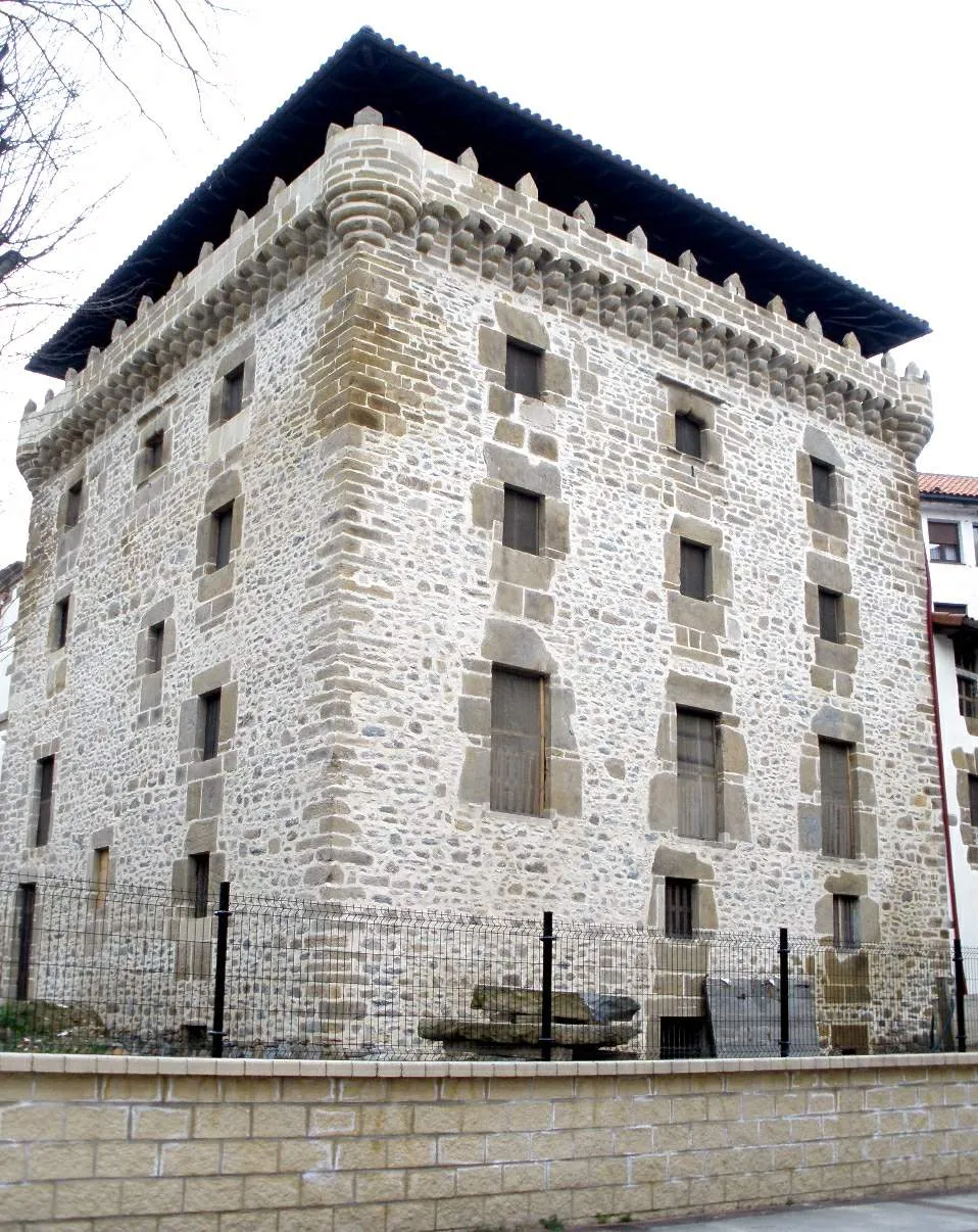 Photo showing: Torre de La Puente (Sodupe, Güeñes, Vizcaya)