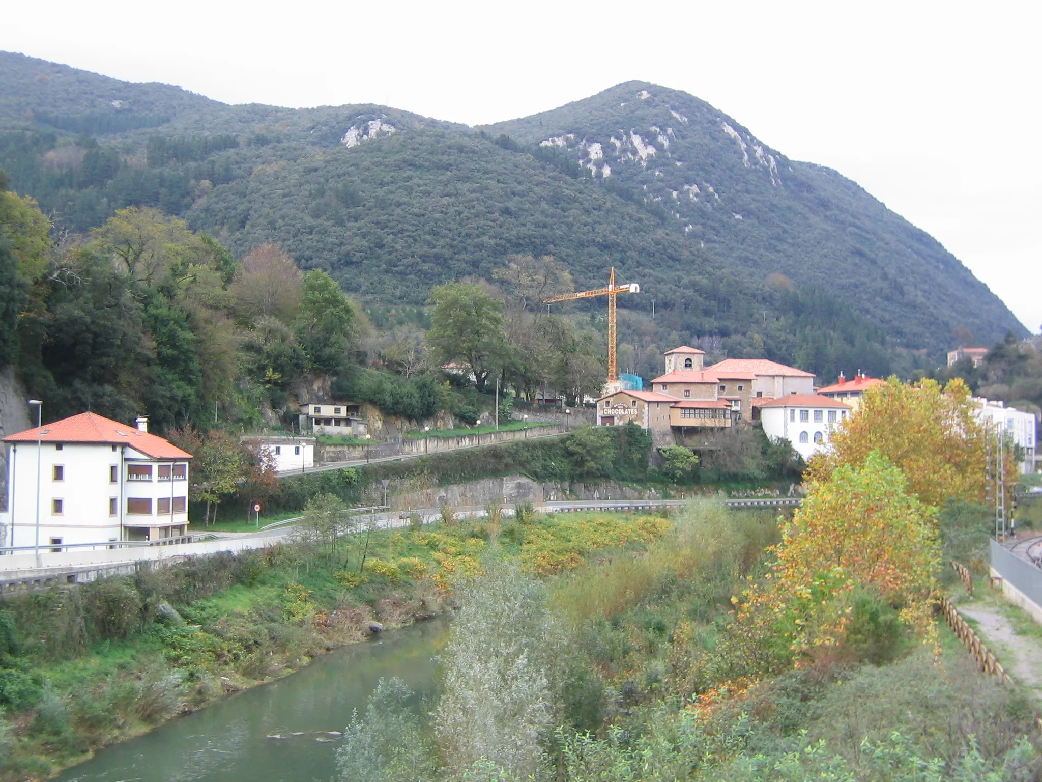 Photo showing: Vista parcial de Mendaro en Guipúzcoa, País Vaco, España.