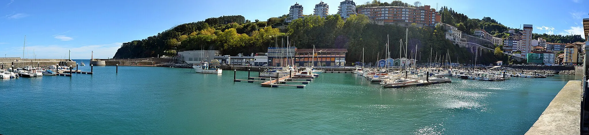 Photo showing: Port of Mutriku. Gipuzkoa, Basque Country.