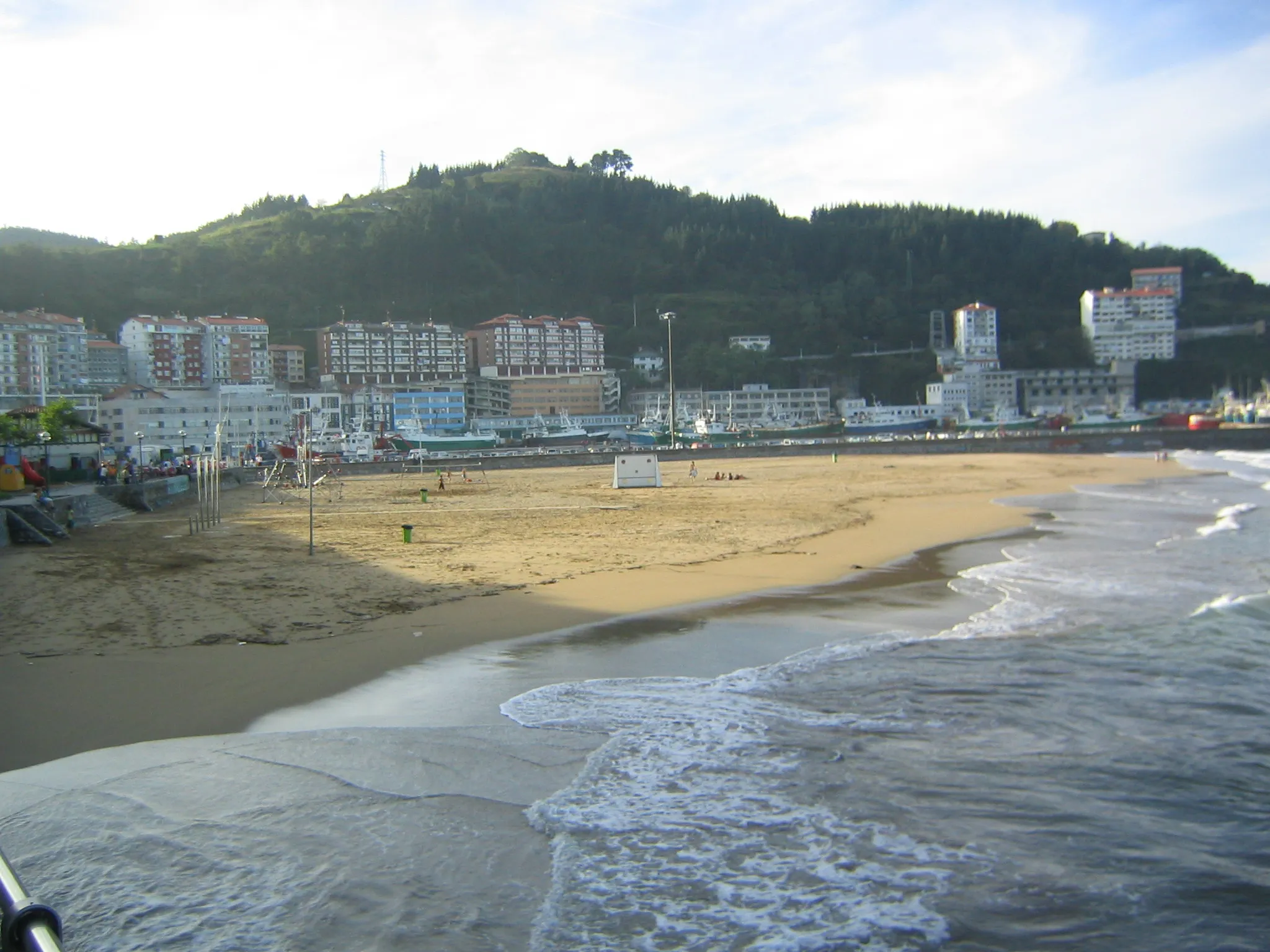 Photo showing: Playa de Arrigorri en Ondarroa, Bizkaia, País Vasco, España.