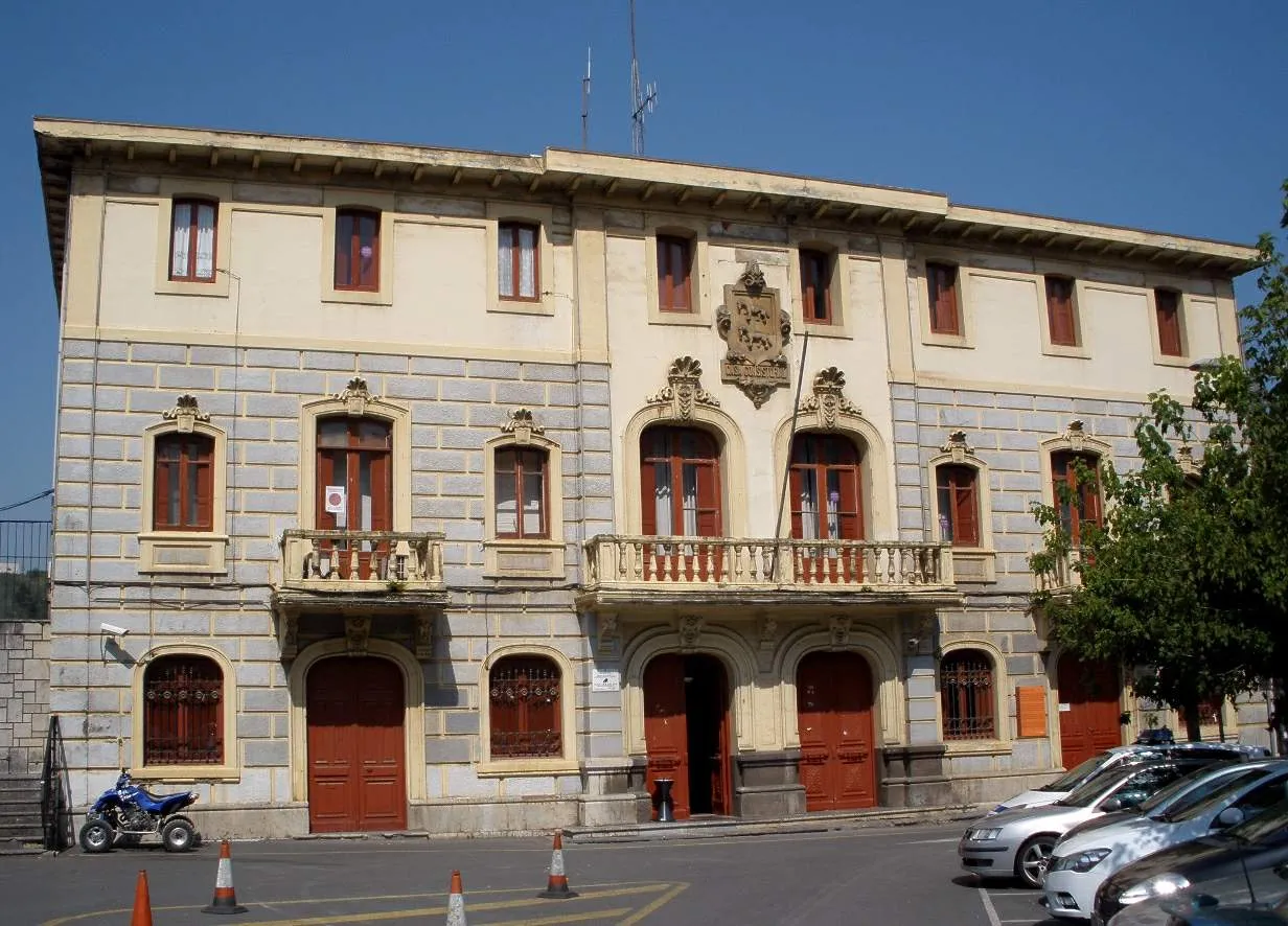 Photo showing: Ayuntamiento de Ortuella (Bizkaia)