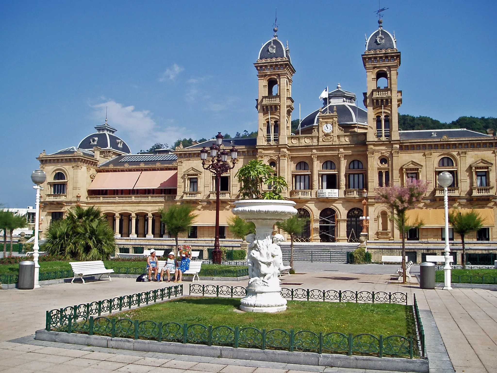 Photo showing: A municipalidade. Em basco Donostiako Udala