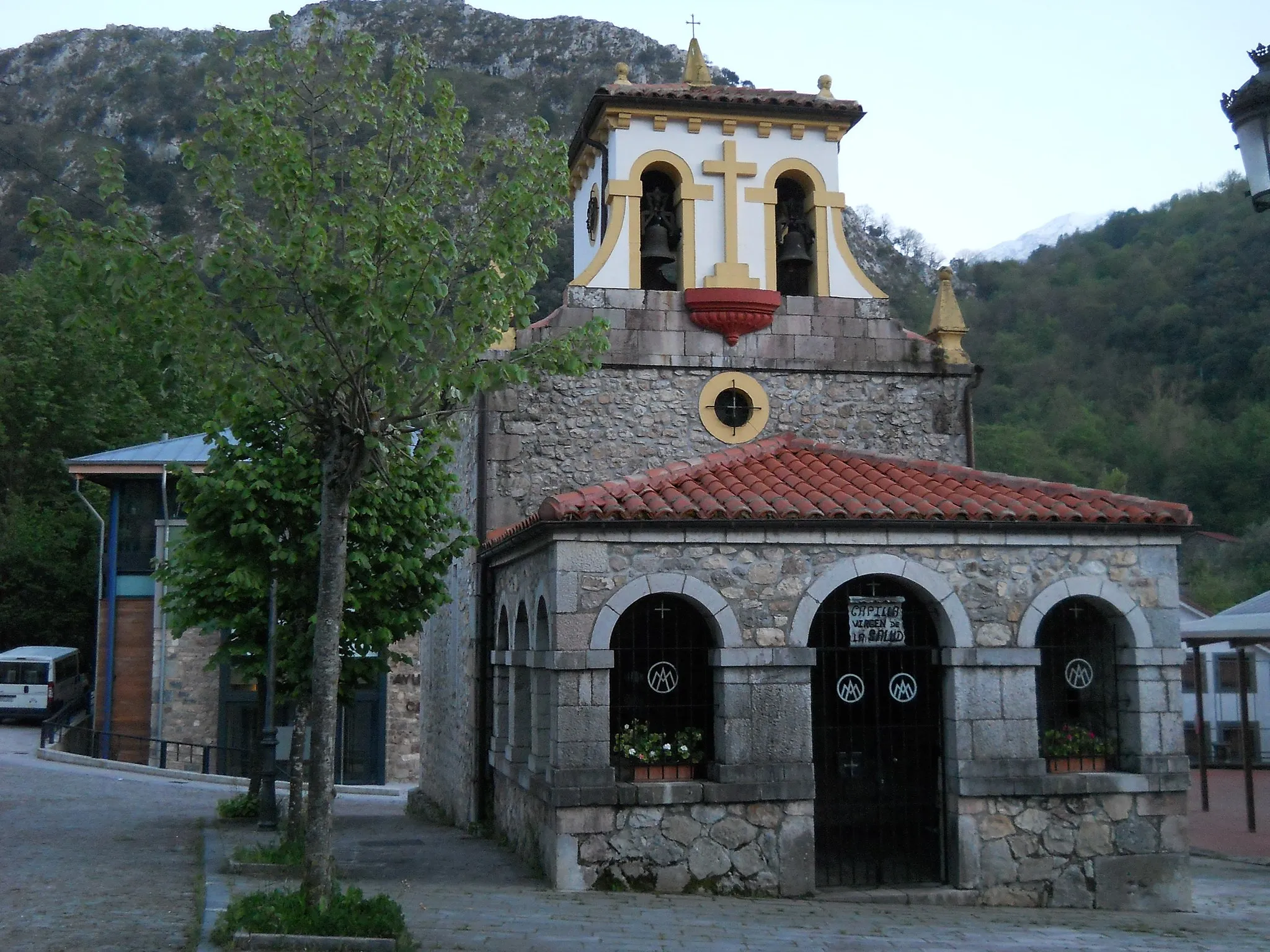 Photo showing: Cappella della Madonna della Salute, Carreña, Cabrales, Asturie, Spagna