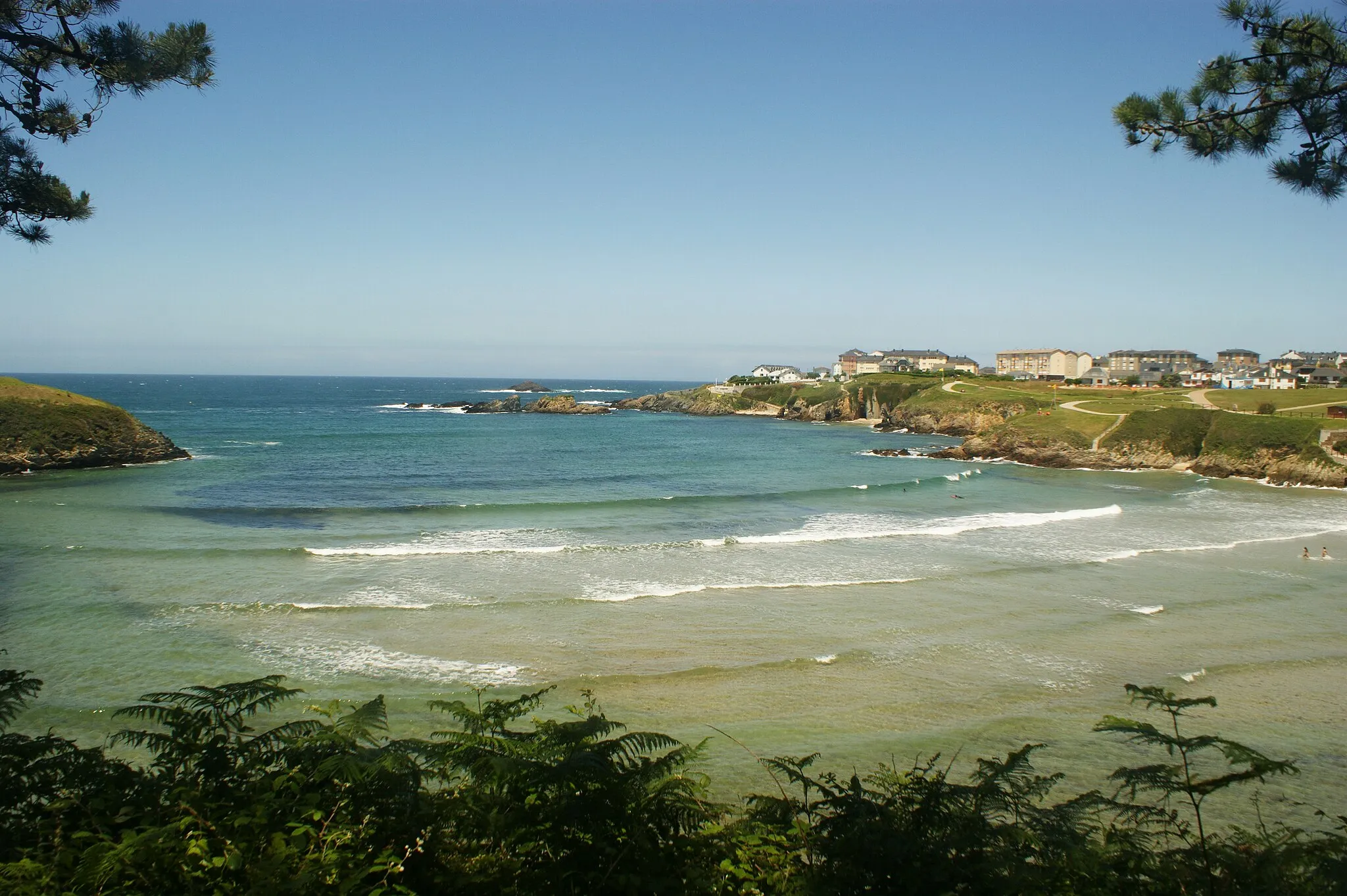 Photo showing: playa de Tapia de Casariego