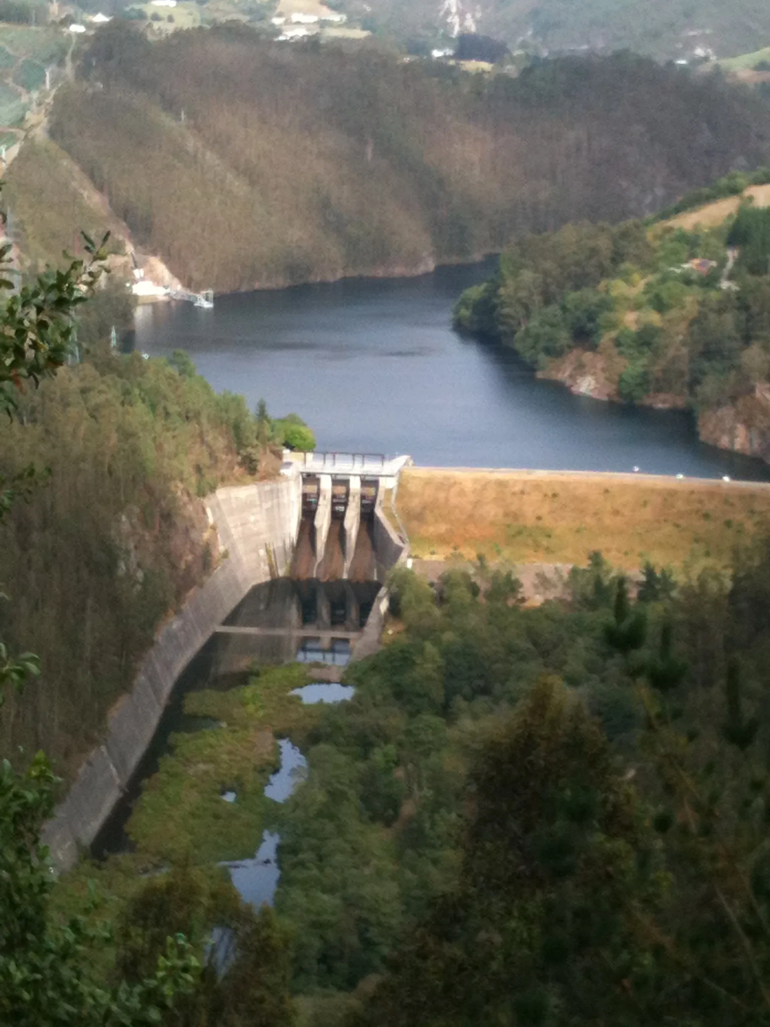 Photo showing: Embalse de Arbón (Asturias)