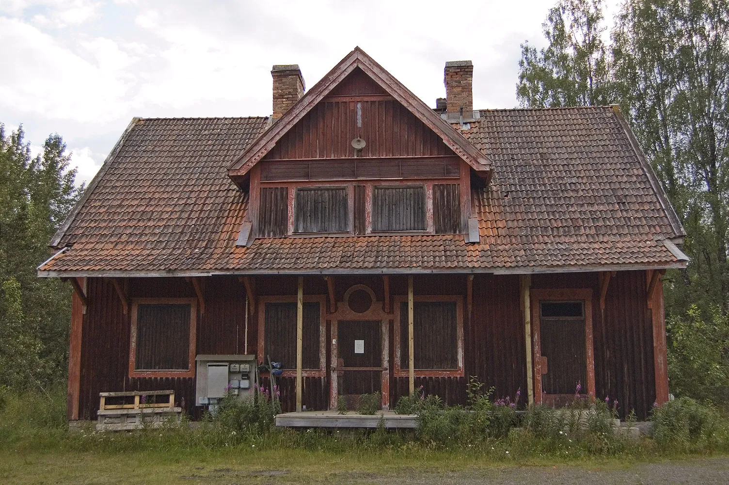 Photo showing: Åskott railway station on the Inlandsbanan.