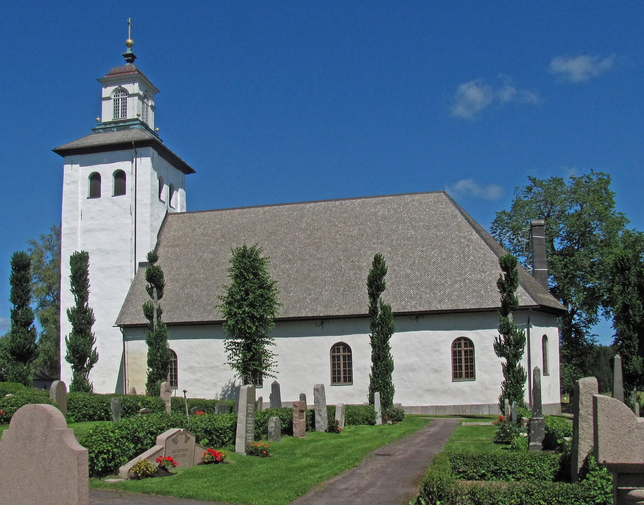 Photo showing: Grums kyrka från söder