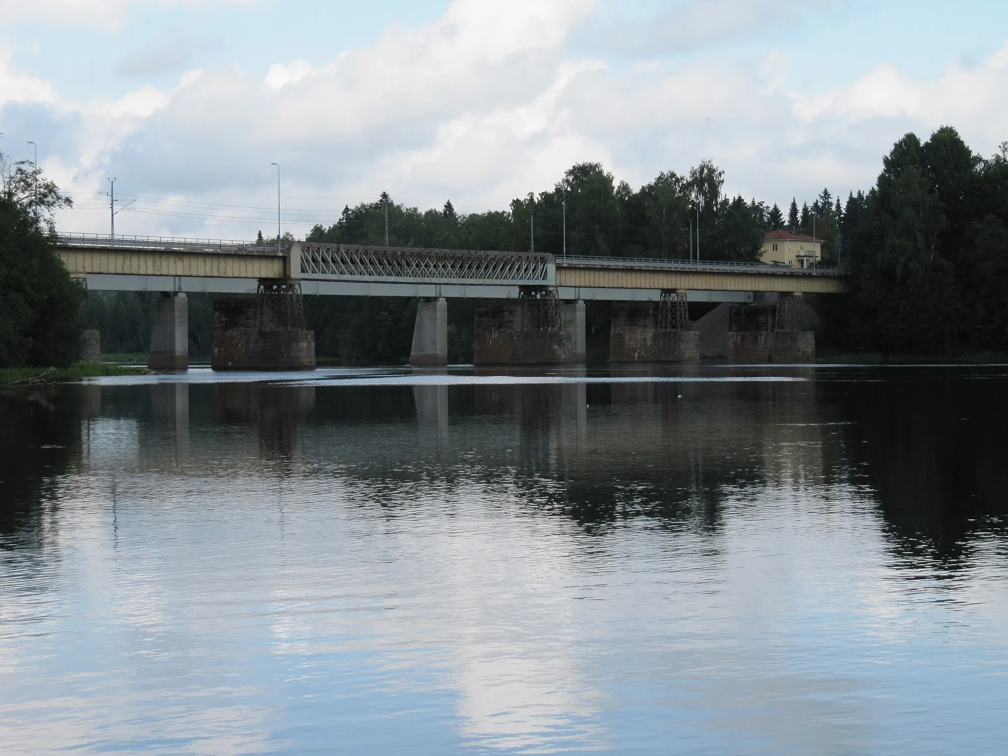 Photo showing: Brogårdsbron i Krylbo, Avesta 2009