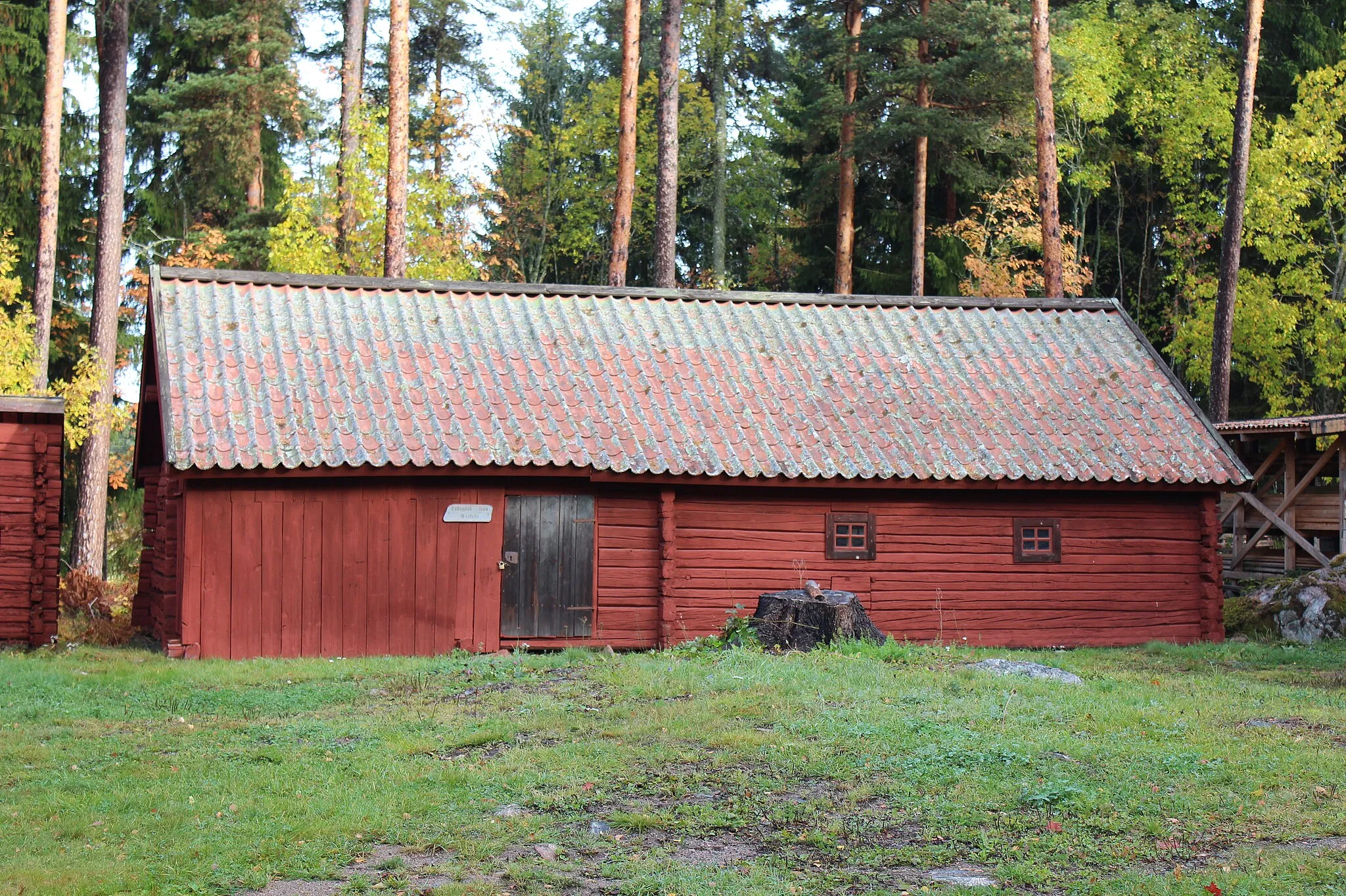 Photo showing: Byggnader vid Mårtsbogården, hembygdsgård i Östervåla