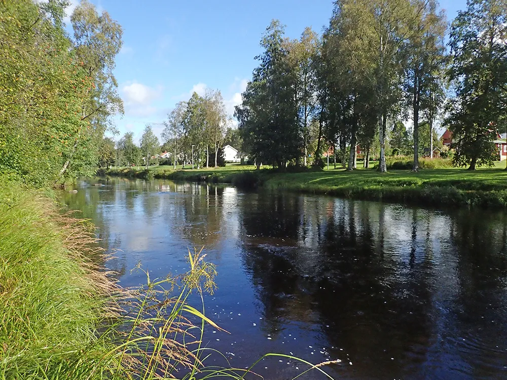 Photo showing: River Hörnån in Hörnefors.