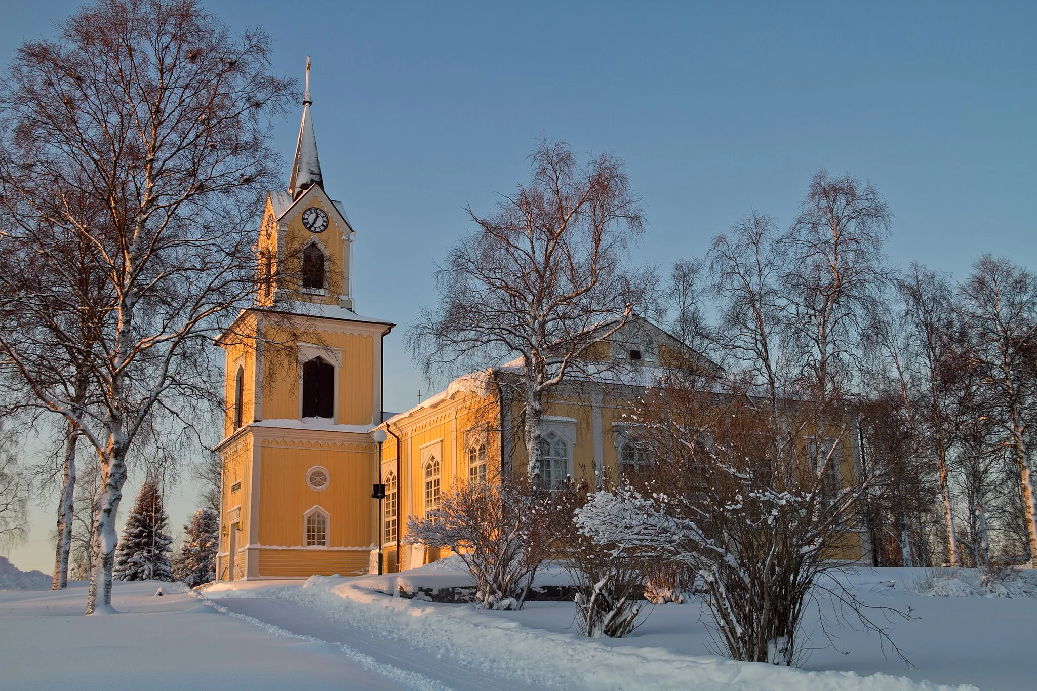 Photo showing: View from east of Råneå church, Norrbotten, Sweden.