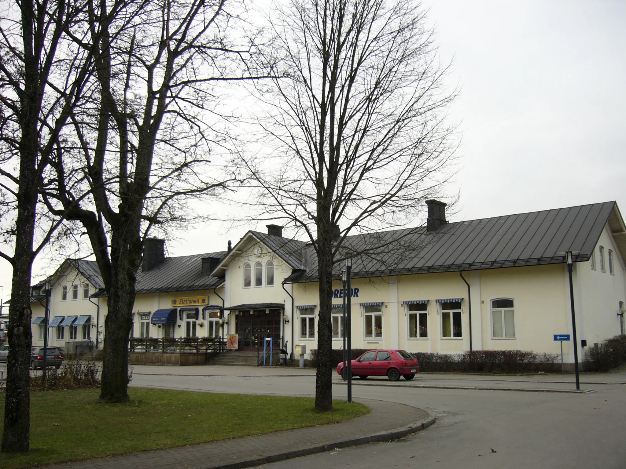 Photo showing: Järnvägsstationen i Älmhult, Railroad station Älmhult