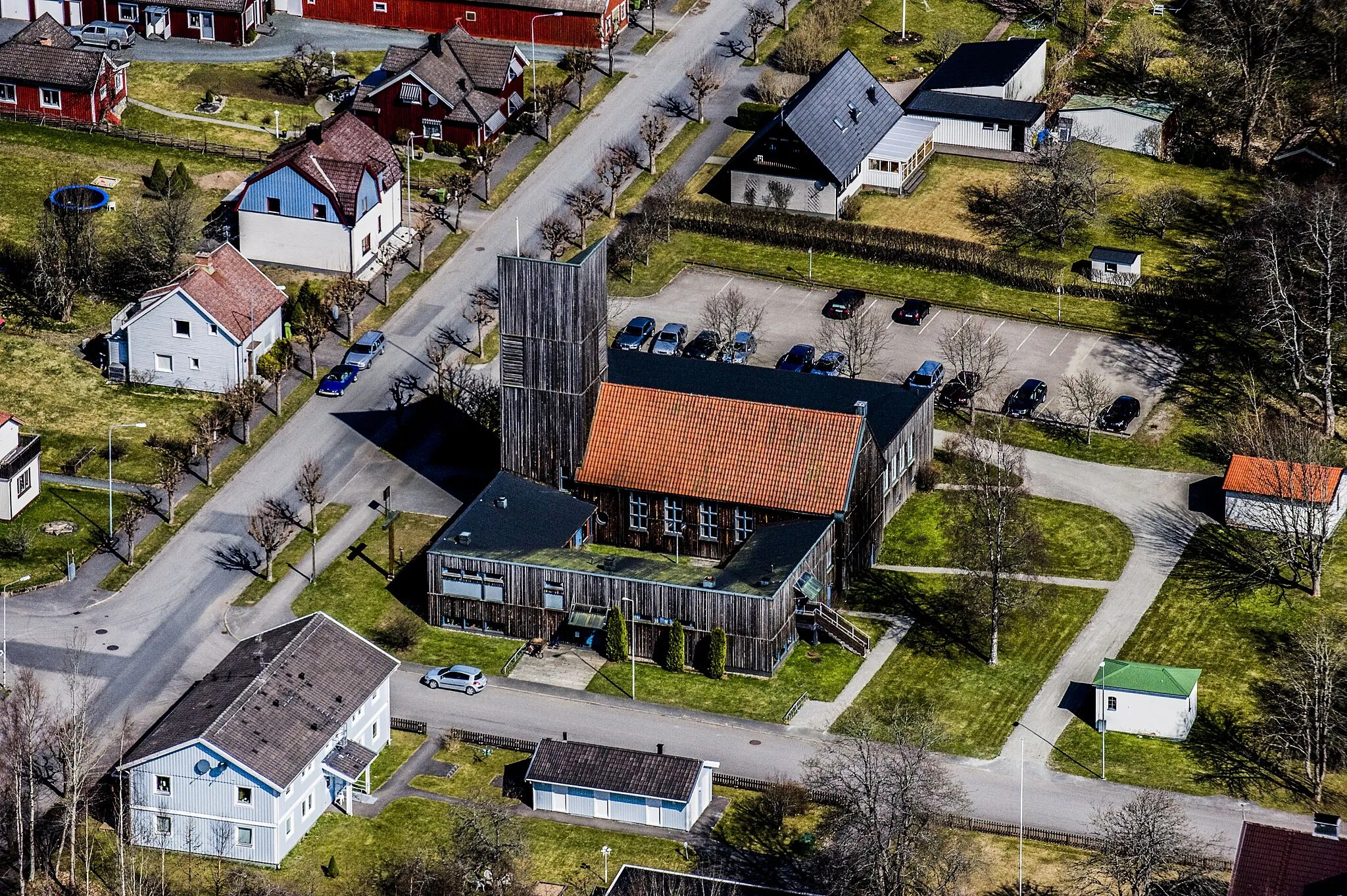 Photo showing: The Bodafors church from the air