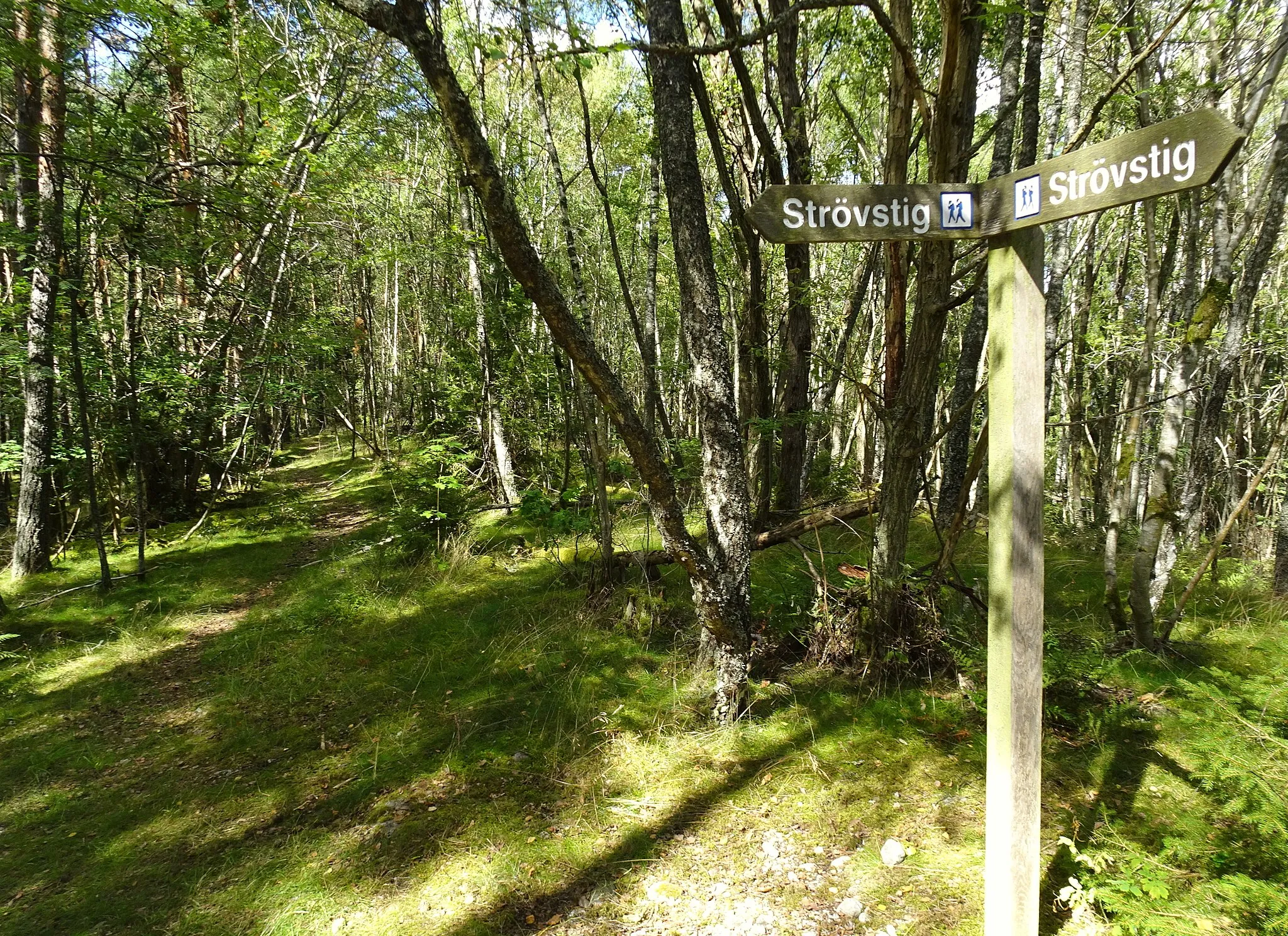 Photo showing: Huvududdens naturreservat vägvisare