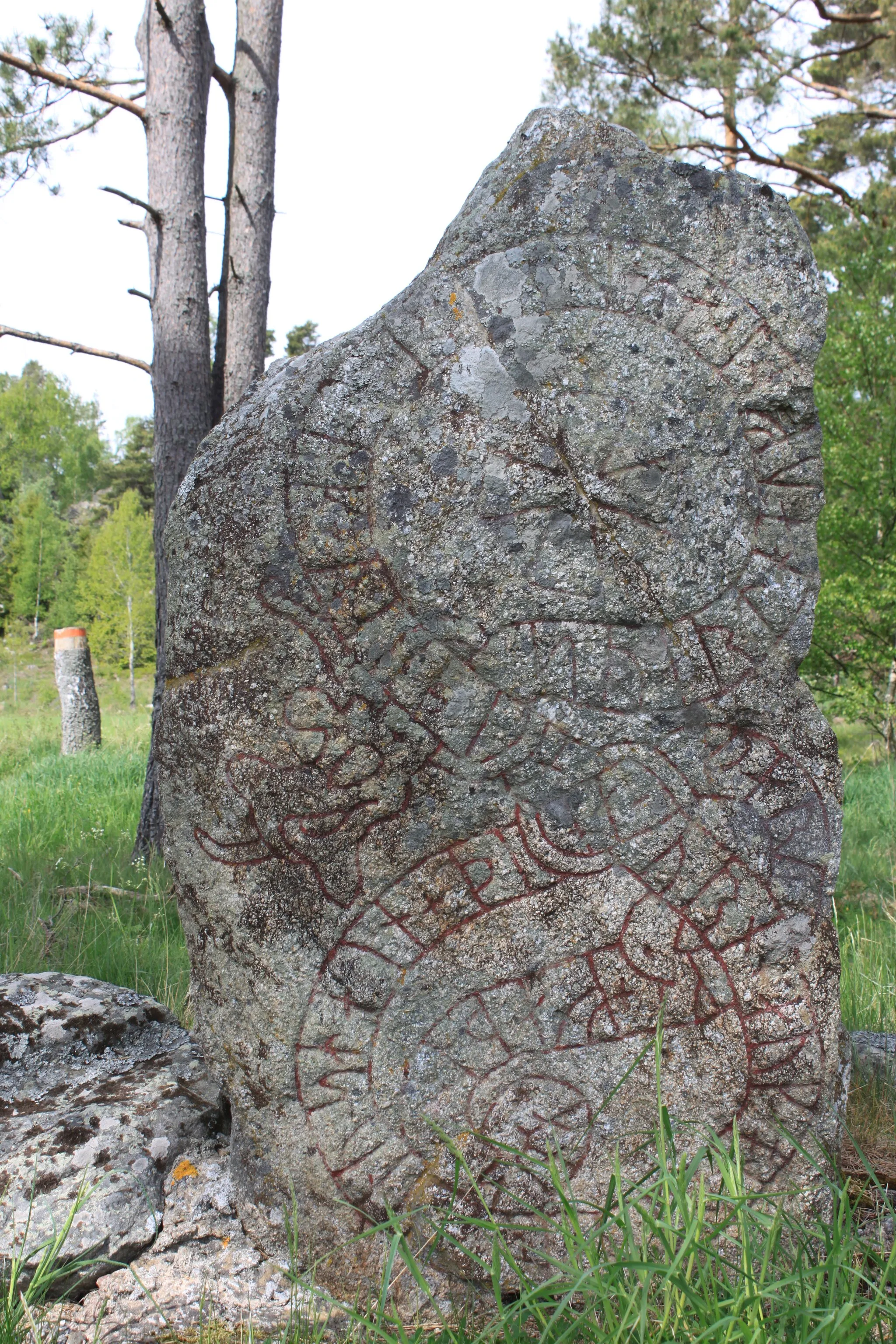 Photo showing: Ösmo 489:3 (Sö 256). Runristning. Fast fornlämning.