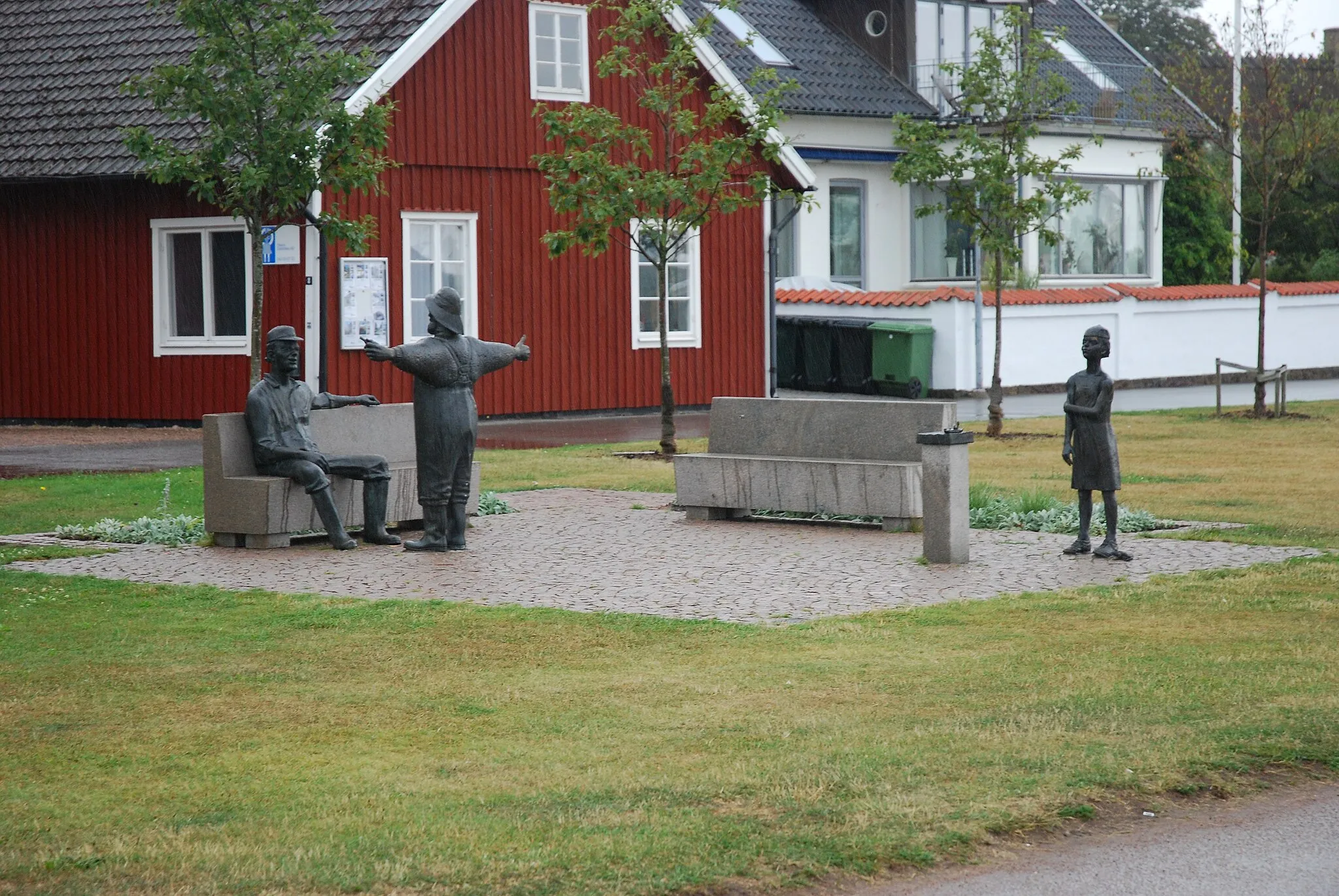 Photo showing: Jonas Högströms Tur, hopp och kärlek, hamnplanen i Viken, brons, 1989, detalj