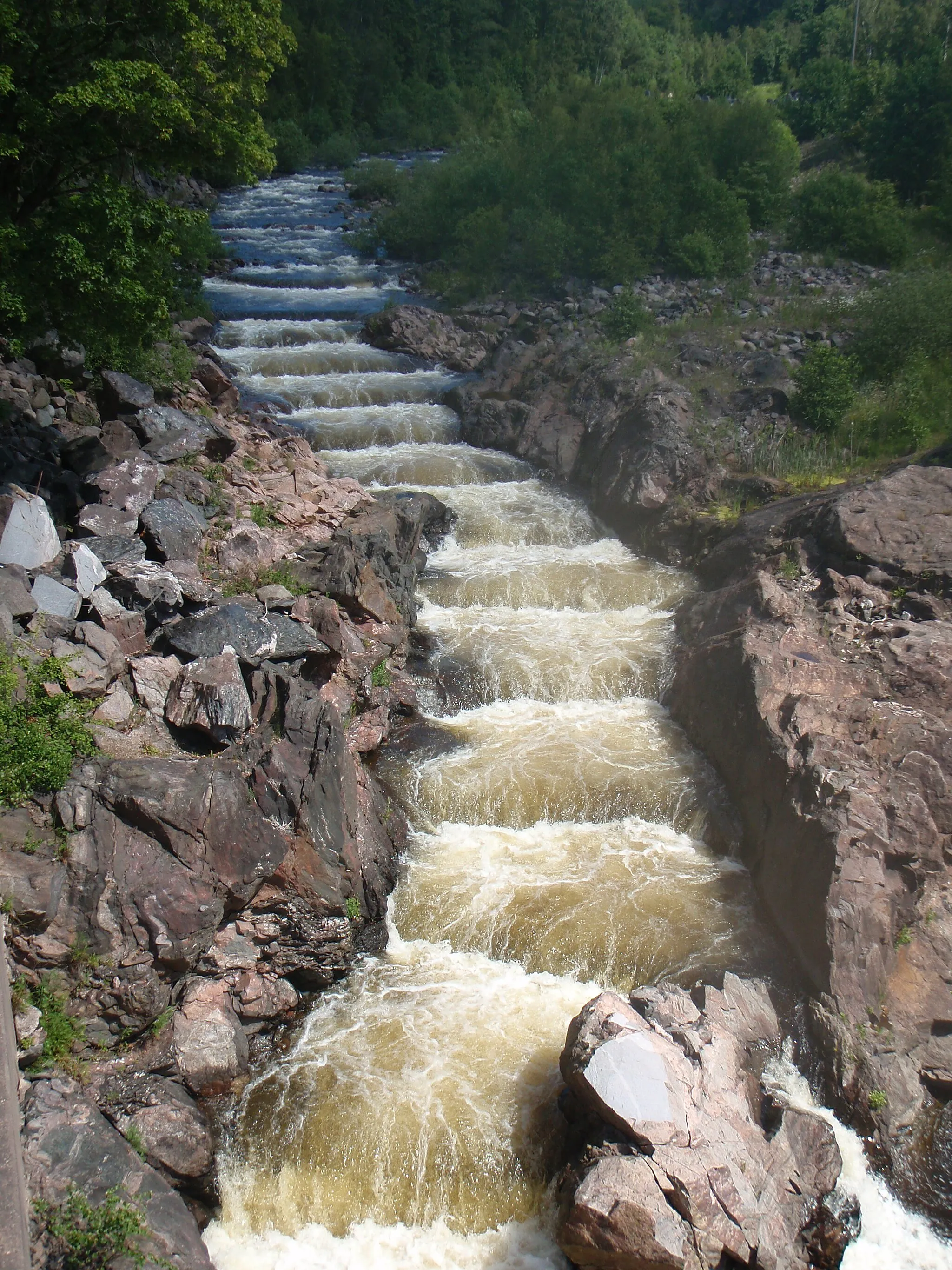 Photo showing: Laxtrappan utanför kraftbolaget i Gullspång, Västergötland