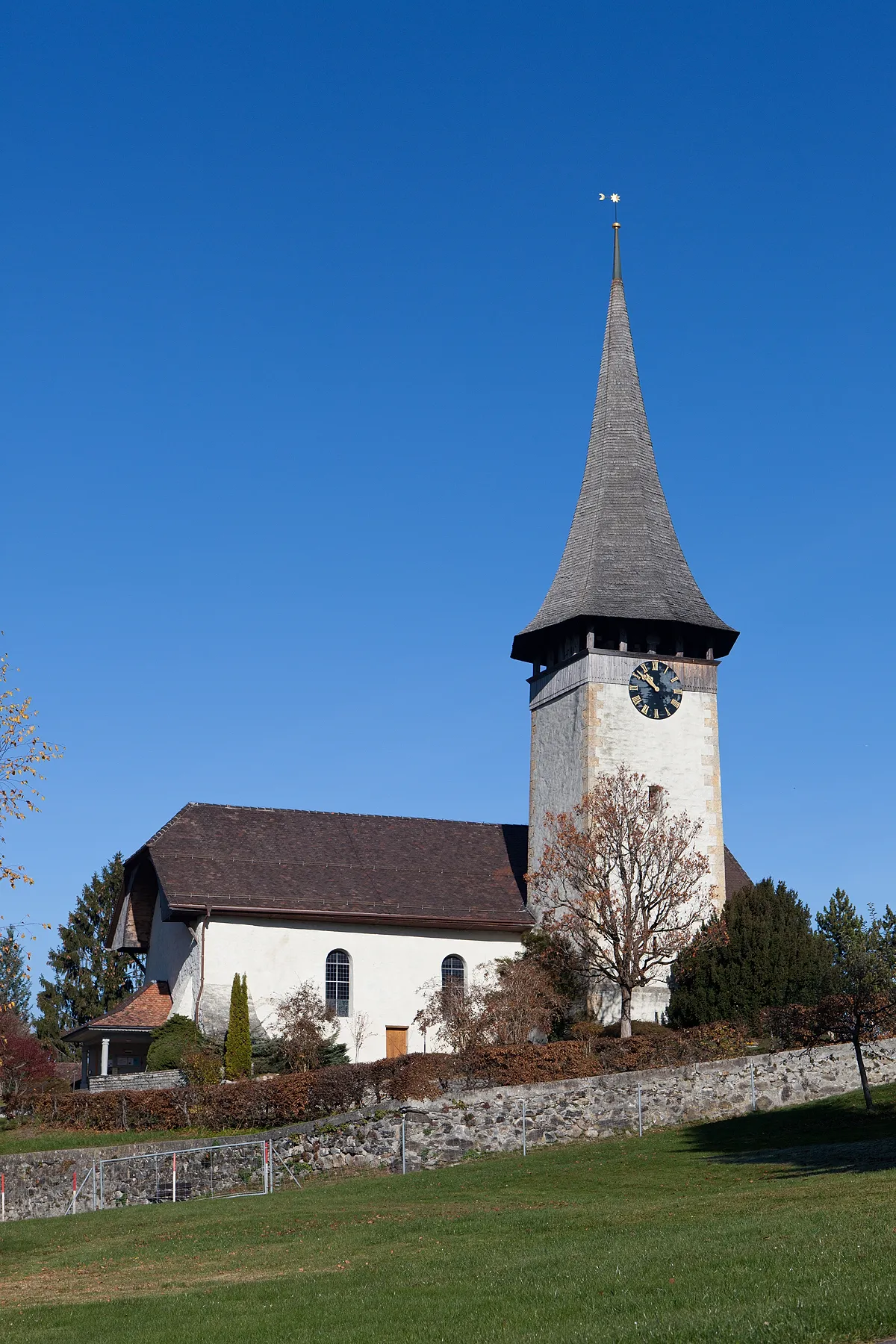 Photo showing: Reformierte Kirche in Aeschi bei Spiez (BE)