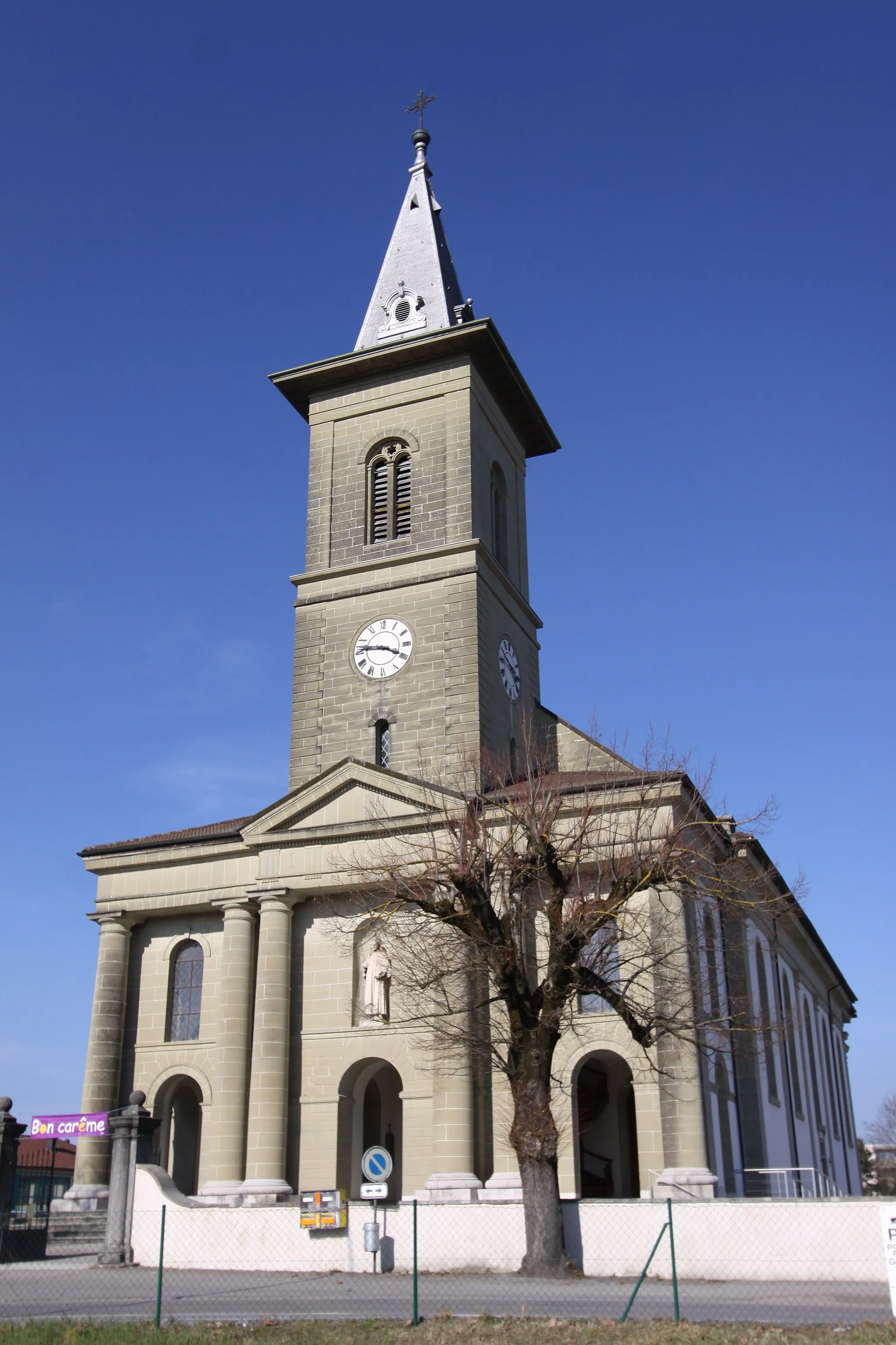 Photo showing: St. Etienne's Church, Route du Centre 10, Belfaux