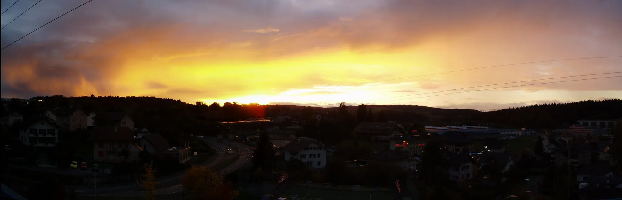 Photo showing: Sonnenuntergang: Givisiez in Flammen, selbst fotografiert