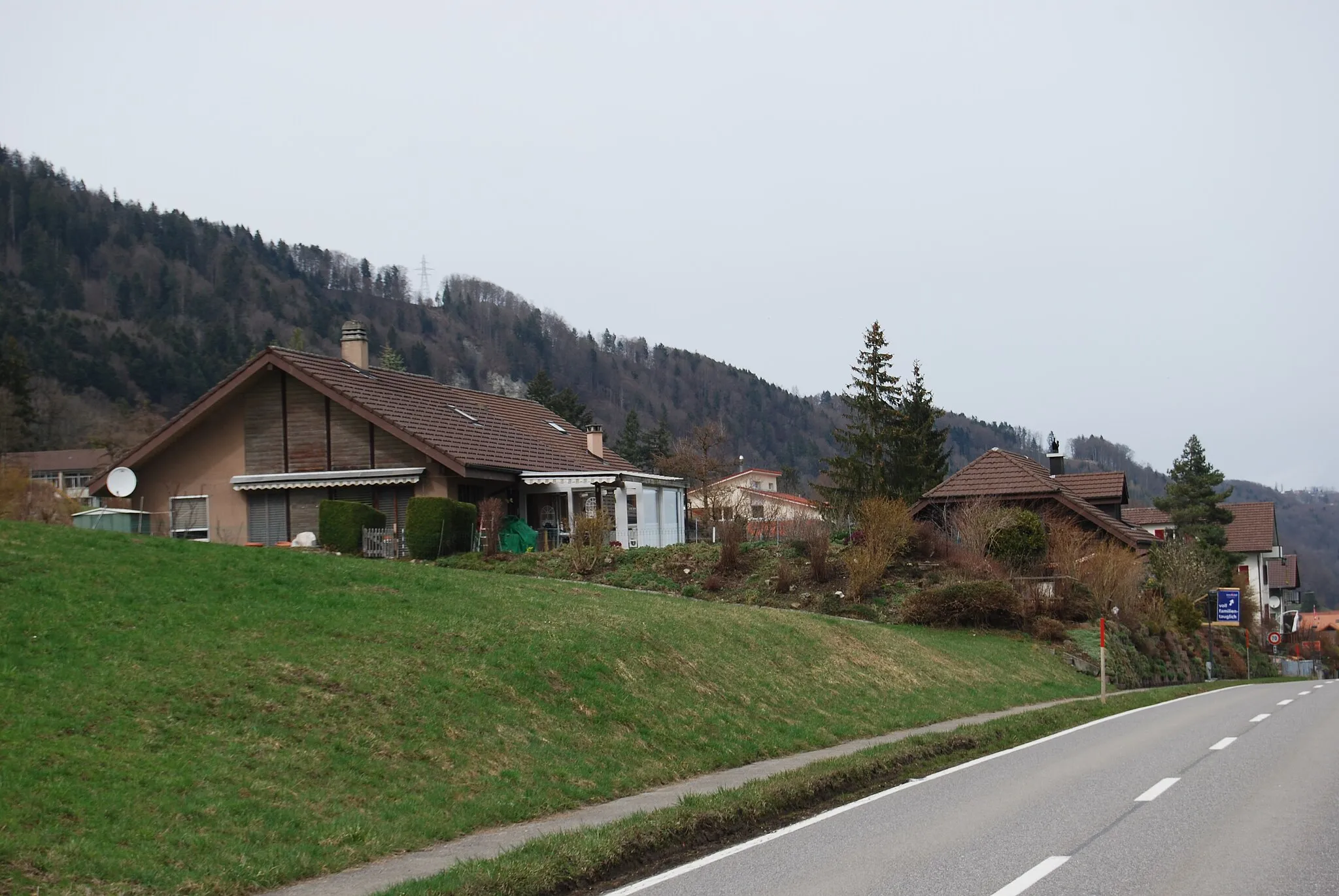 Photo showing: Rümligen, canton of Bern, Switzerland