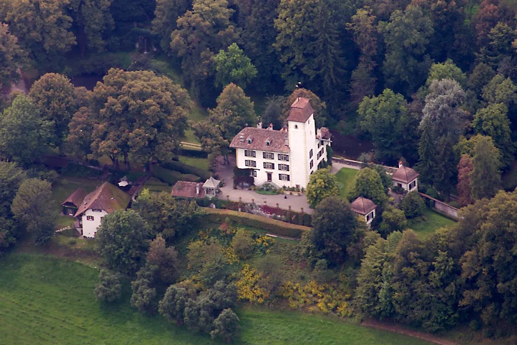 Photo showing: Schloss Rümligen, Schweiz