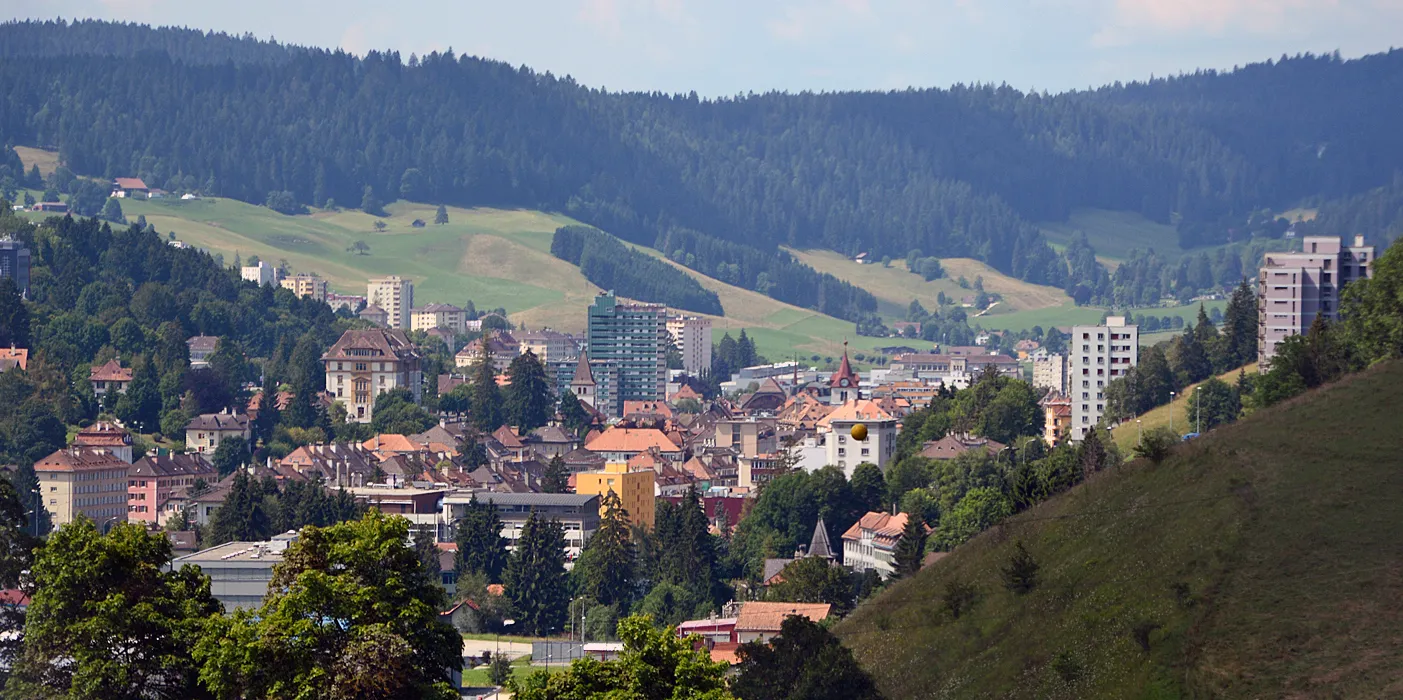 Photo showing: Blick auf die Stadt Le Locle