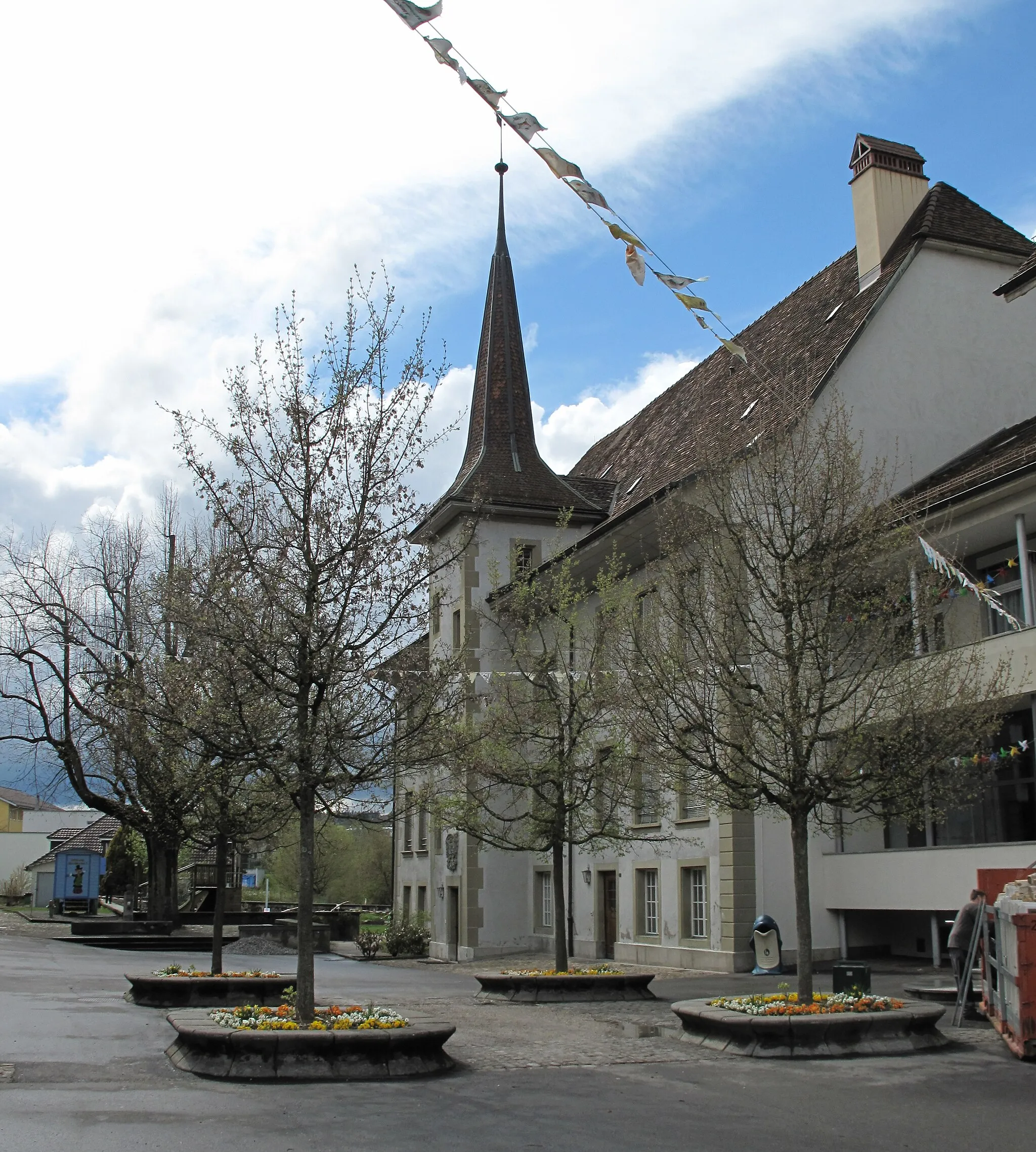 Photo showing: Münchenbuchsee, Schloss, erbaut 1600 bis 1603.