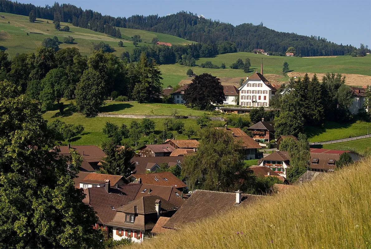Photo showing: Riggisberg mit Schloss
