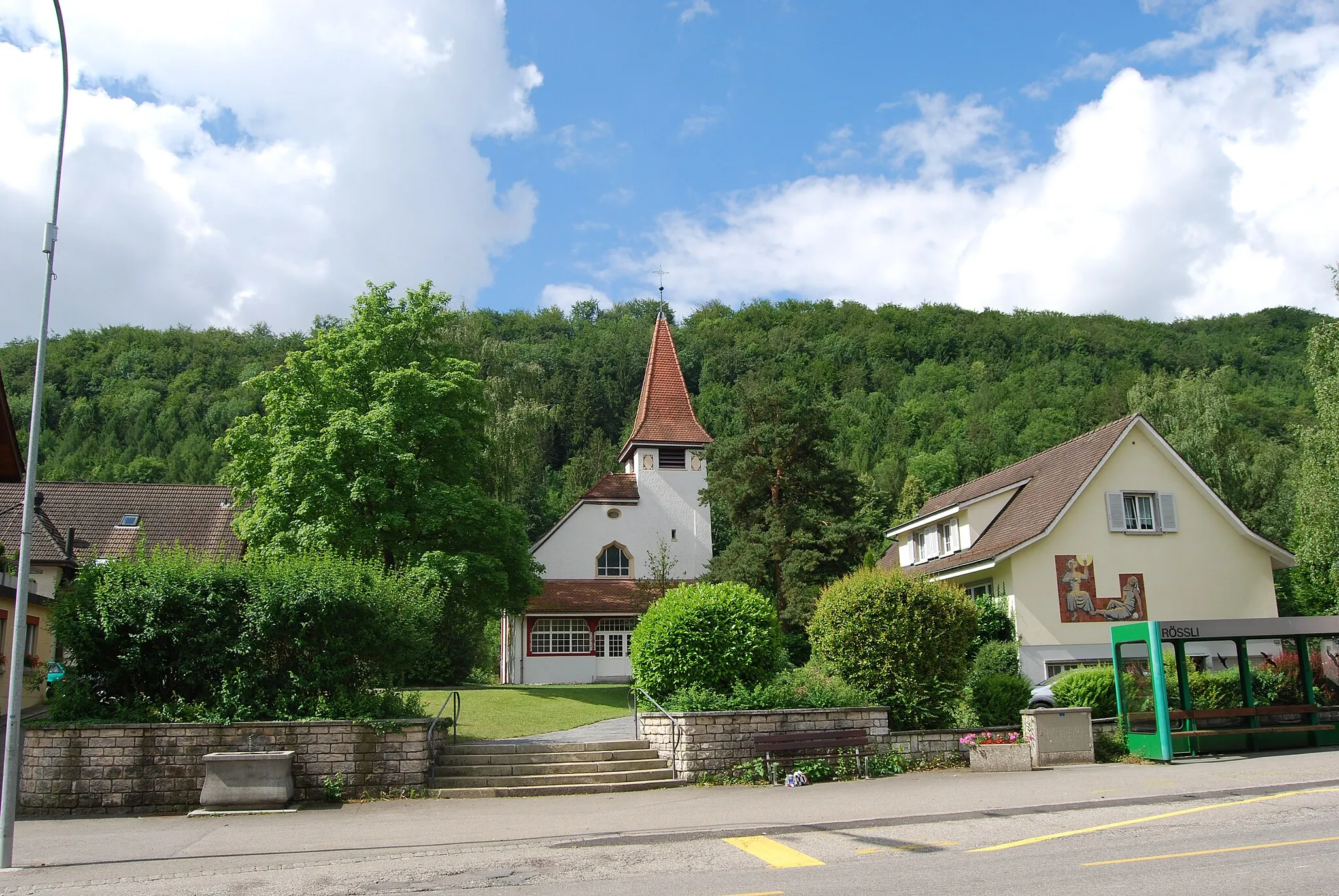 Photo showing: Christian Catholic Cross of Trimbach, canton of Solothurn, Switzerland