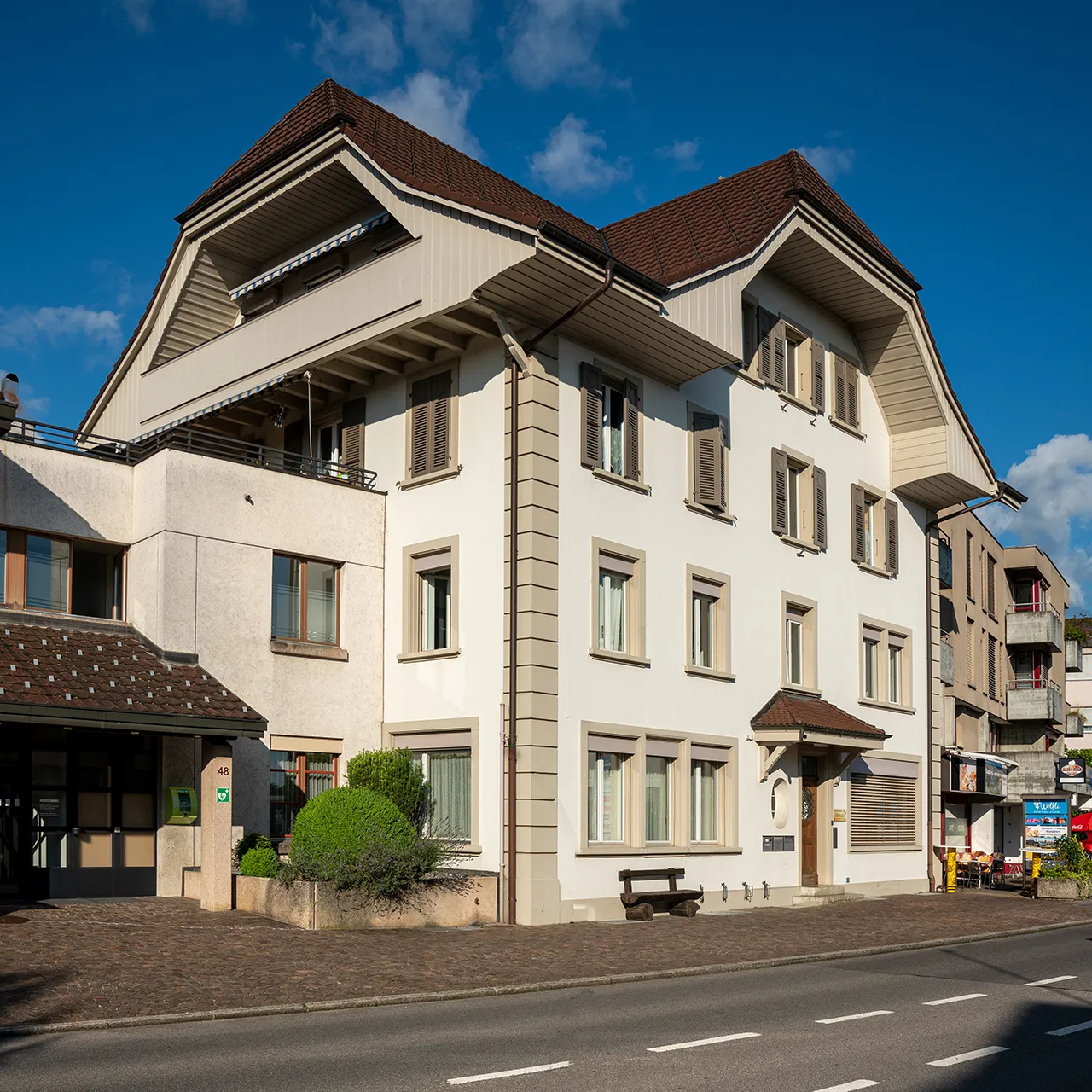 Photo showing: Gemeindeverwaltung in Uetendorf (BE)