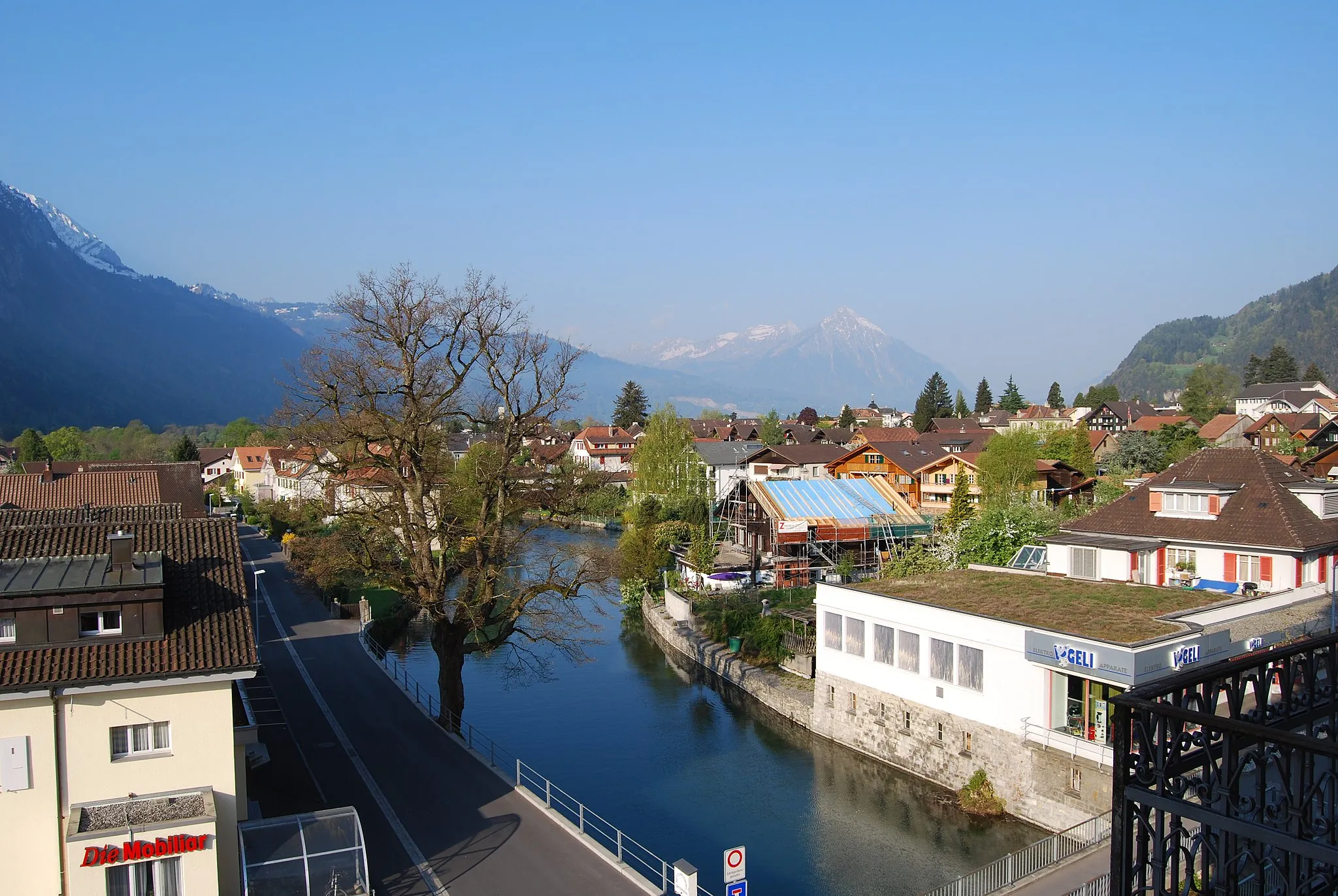 Photo showing: Unterseen an Aar (sight from Hotel Central), canton of Bern, Switzerland