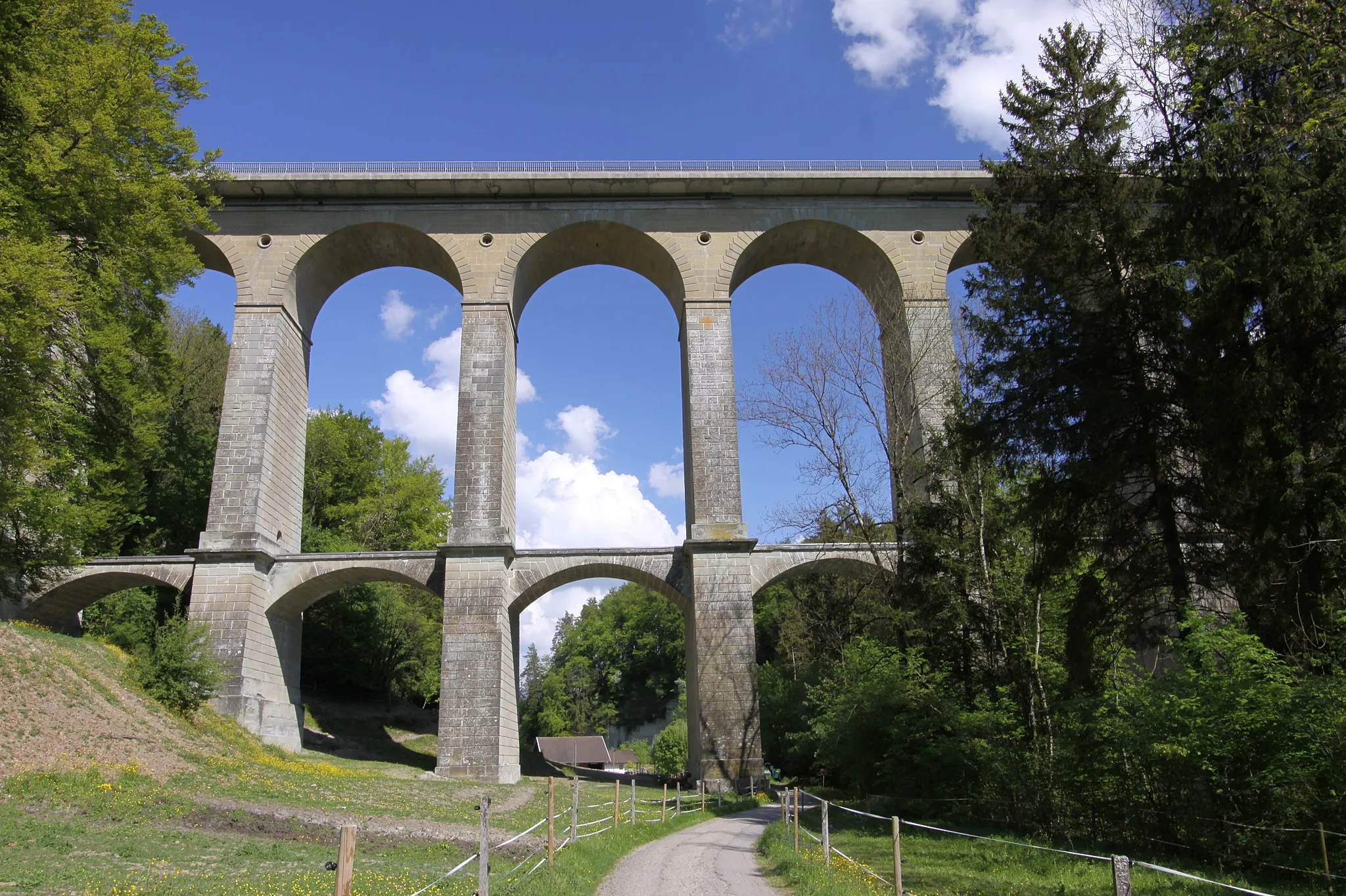 Photo showing: Glâne Bridge, Route de la Glâne, Villars-sur-Glâne