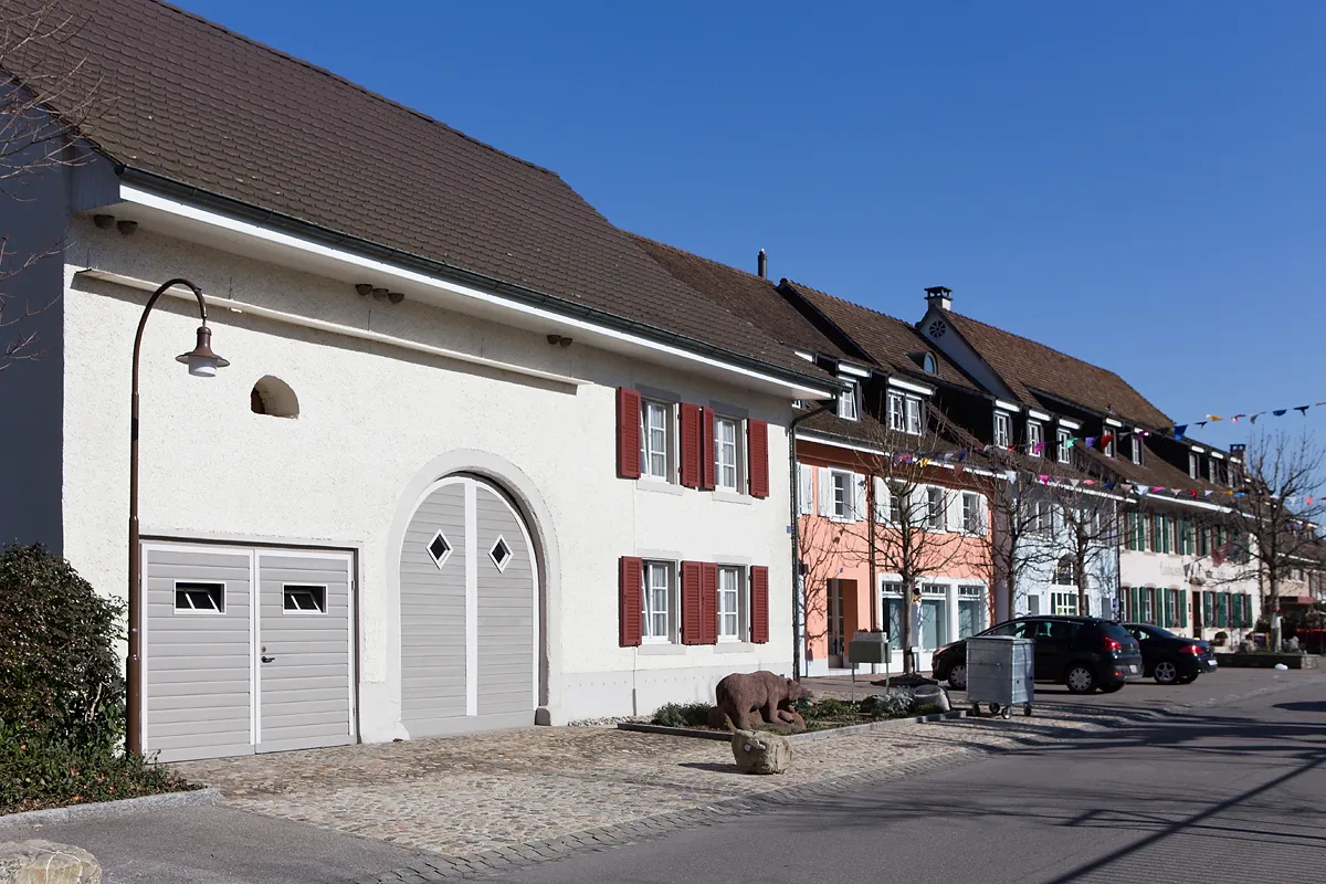 Photo showing: Dorfstrasse im Zentrum von Kaiseraugst (AG)