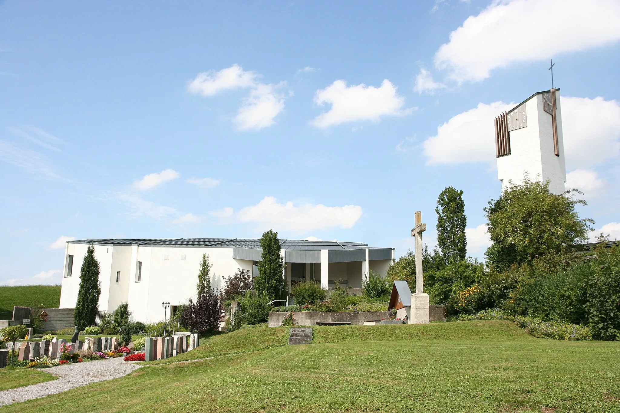 Photo showing: Römisch-katholische Pfarrkirche Heiligkreuz in Künten AG