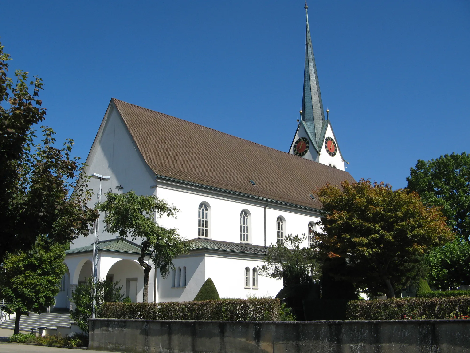 Photo showing: Aussenansicht der Pfarrkirche St. Goar in Muri