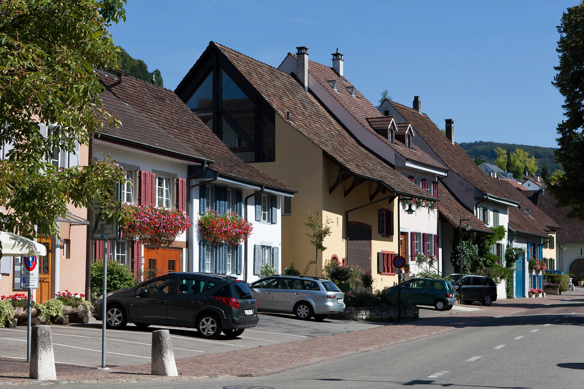 Photo showing: Alter Dorfkern mit vielen ehemaligen Bauernhäusern von Muttenz (BL)
