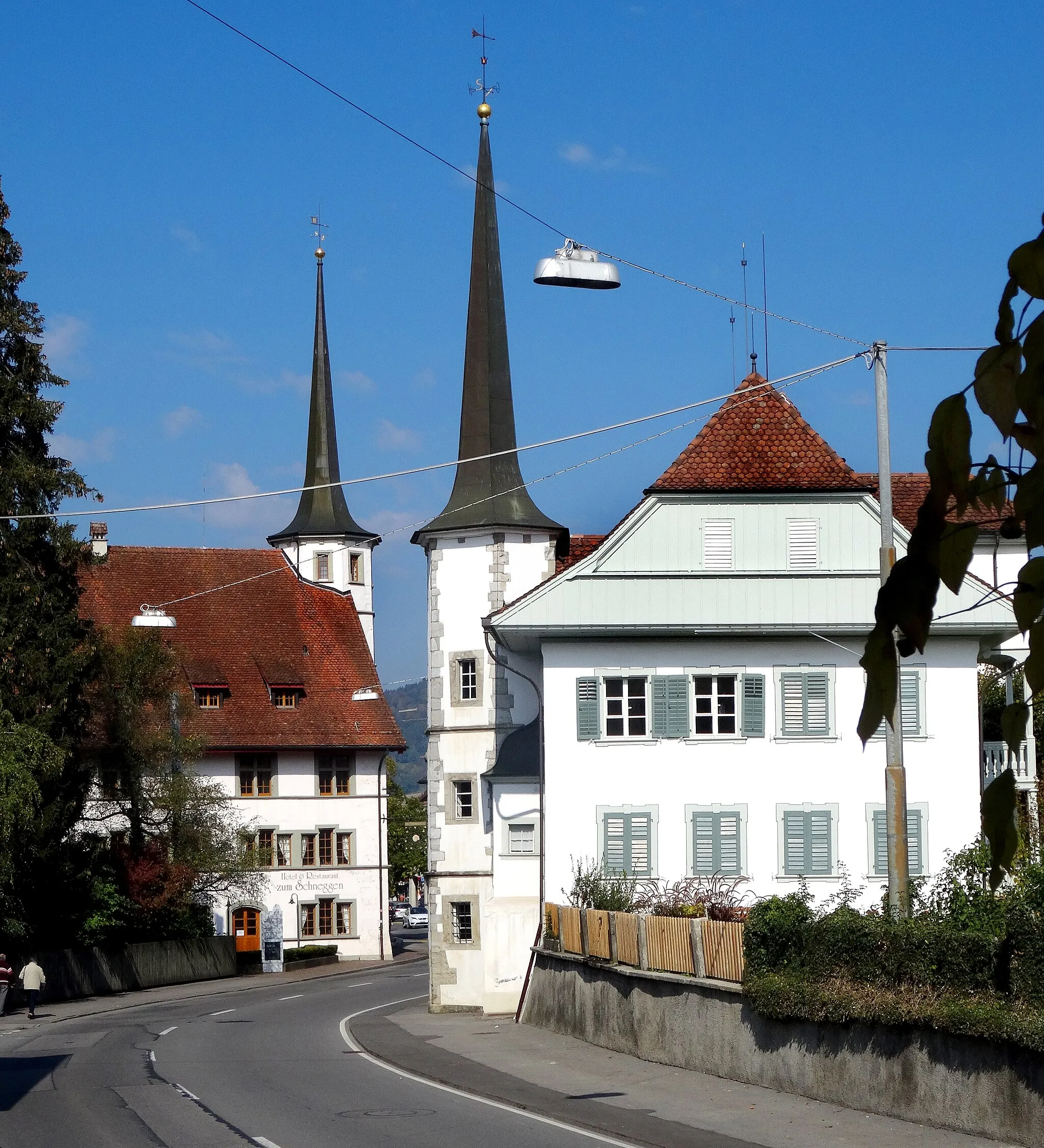 Photo showing: The two "Schneggen" buildings in Reinach AG, Switzerland.