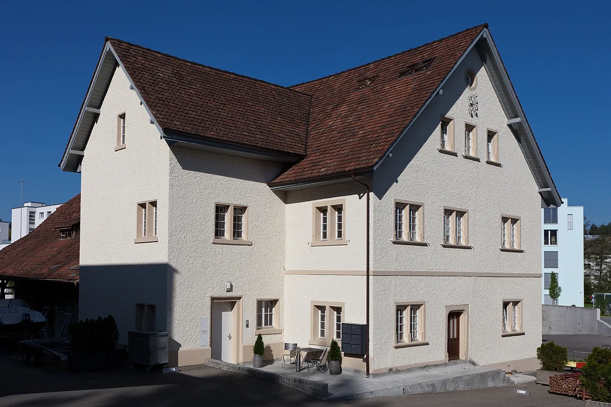 Photo showing: Das Salzpeterhaus an der Luzernerstrasse in Schöftland (AG) - (Kulturgut Liste B)