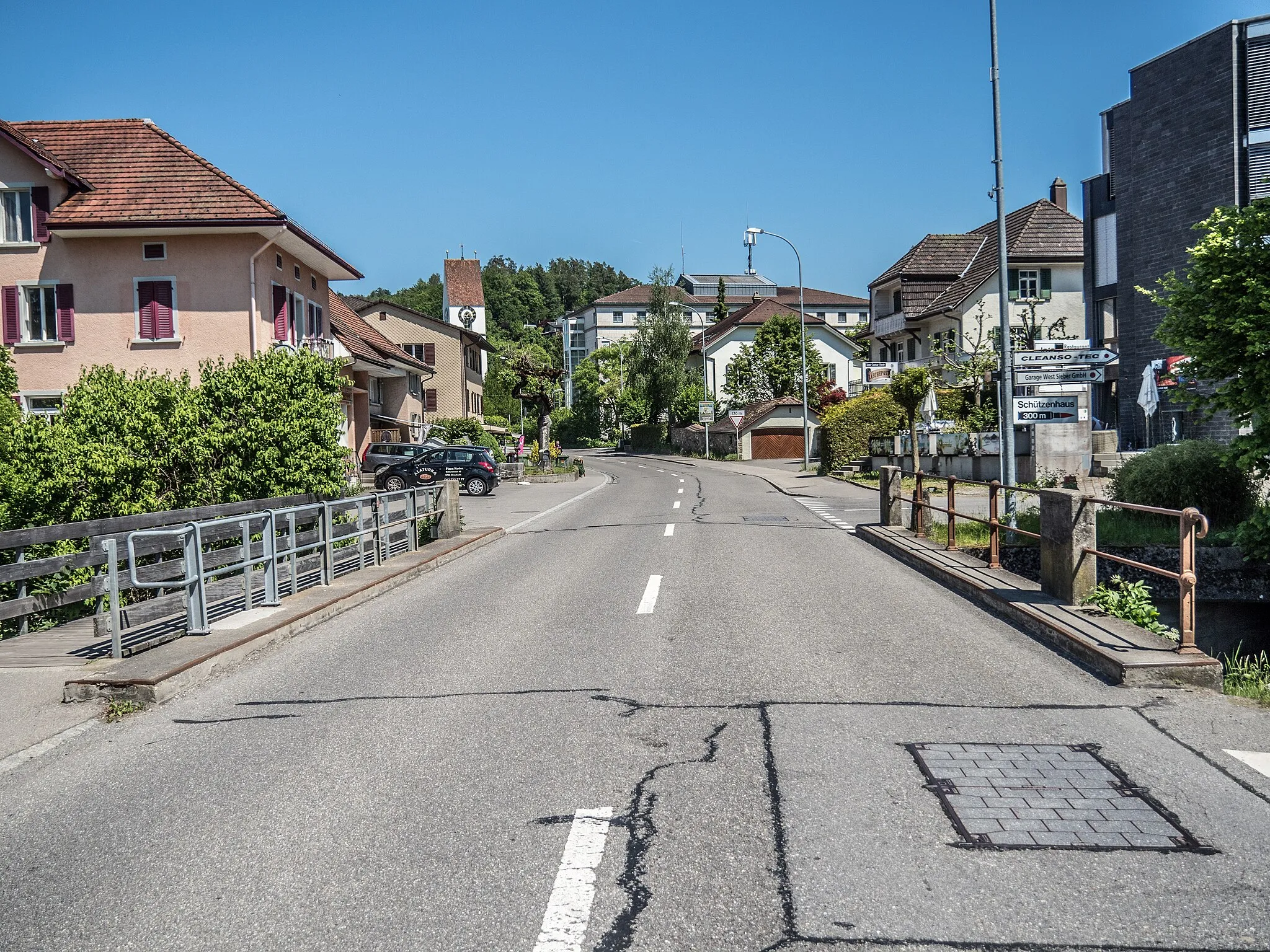 Photo showing: Böhlerstrasse Road Bridge over the Wyna River, Unterkulm, Canton of Aargau, Switzerland