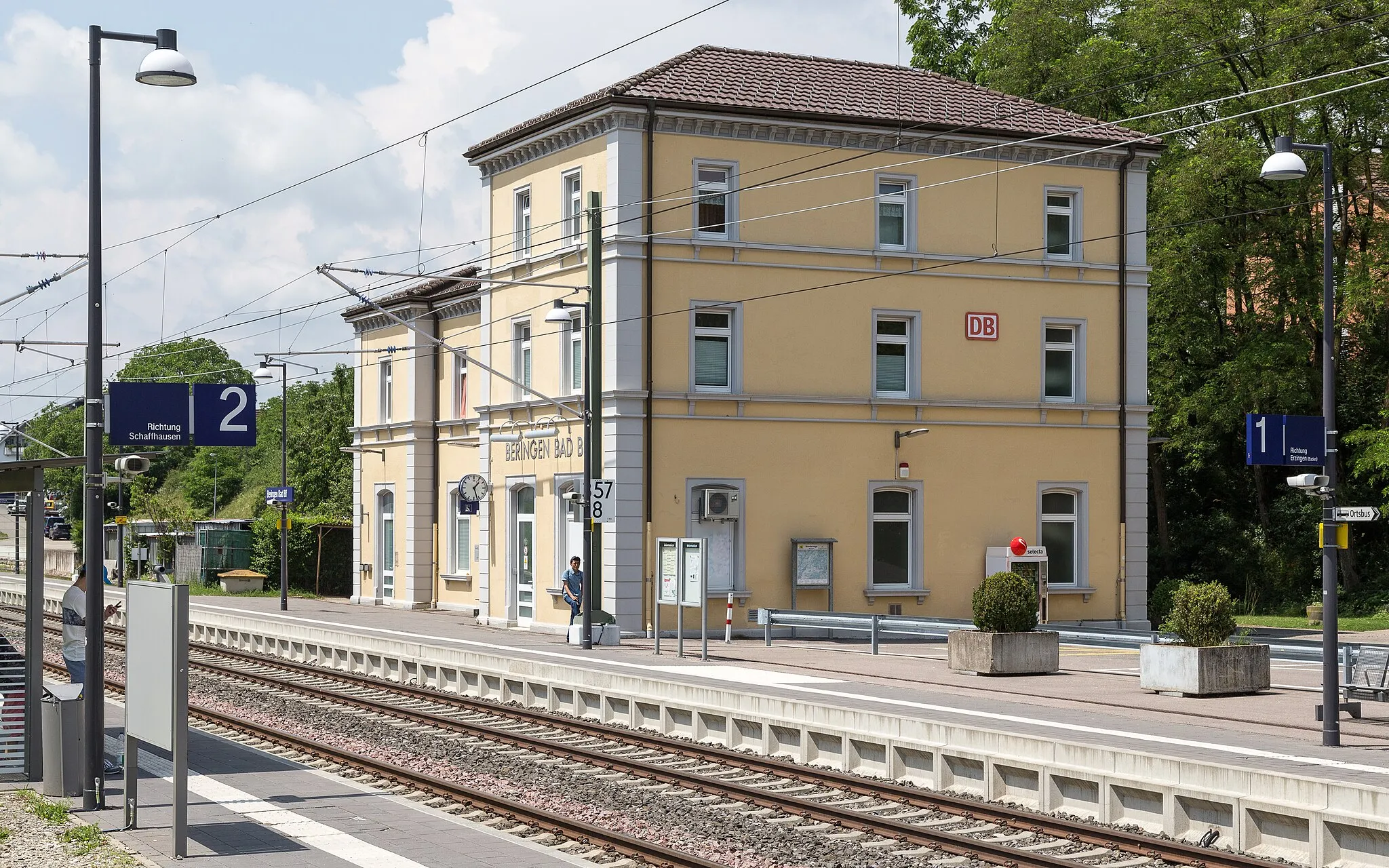 Photo showing: Badischer Bahnhof Beringen SH, ein DB-Bahnhof in der Schweiz