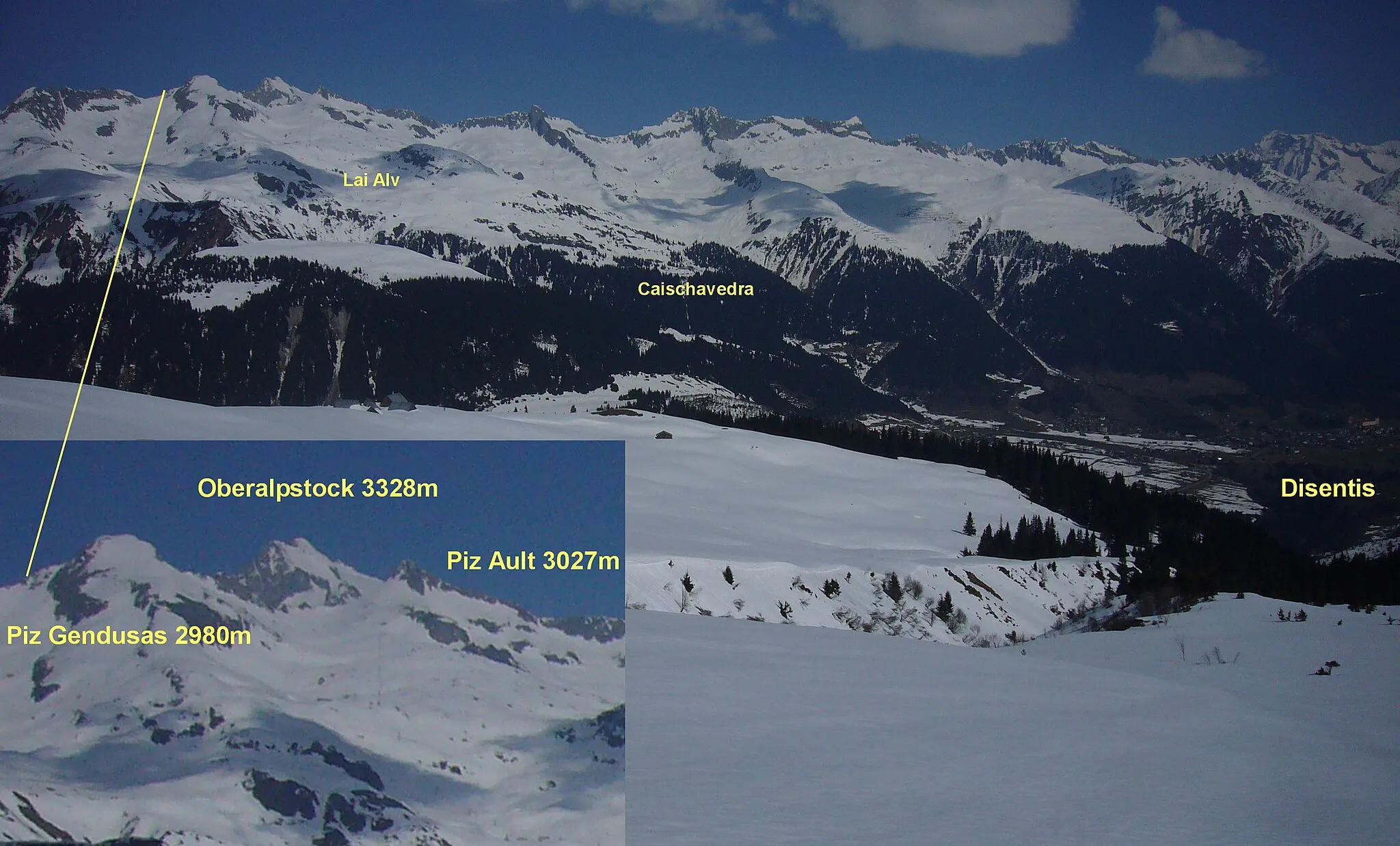 Photo showing: Mountains north of the Rhine Valley in the Disentis region: from Oberalpstock at the left edge to Tödi / Piz Rusein at the right.
