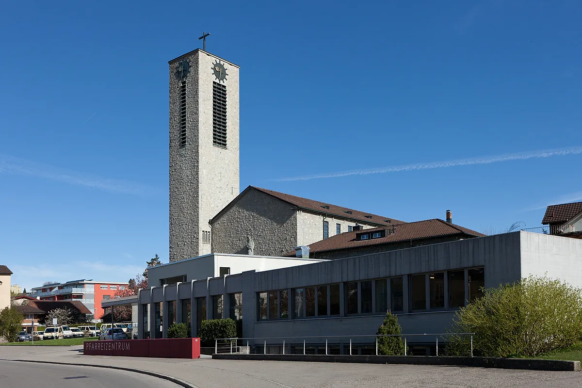 Photo showing: Katholische Kirche St. Laurentius in Flawil (SG)