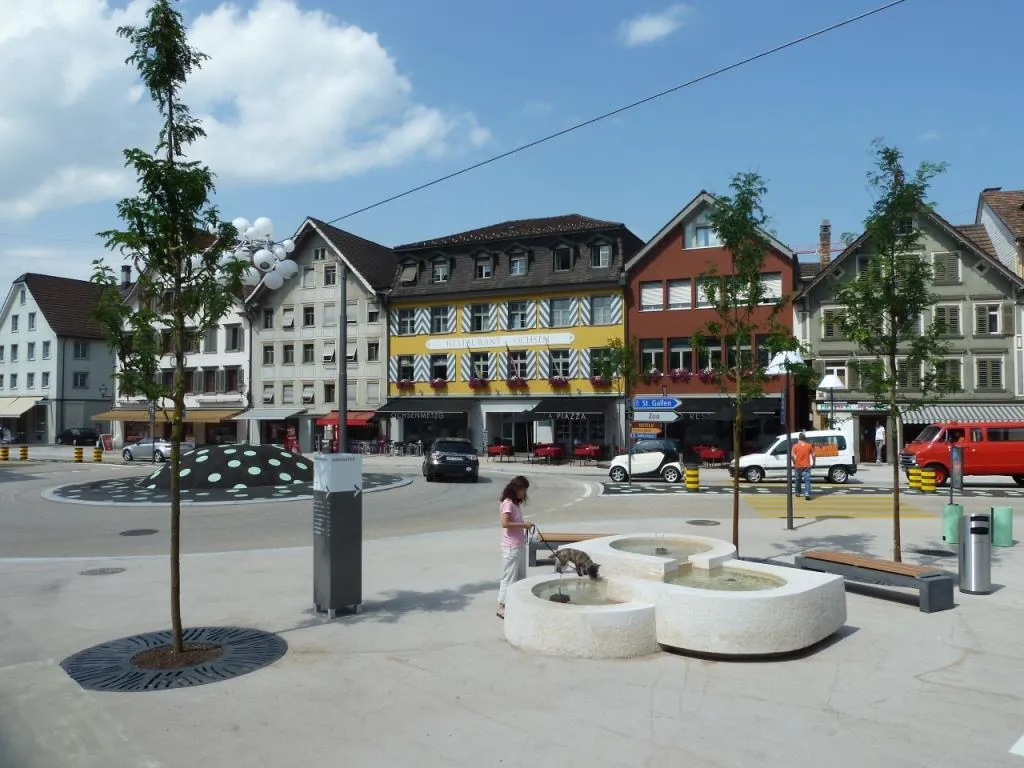 Photo showing: Das Gossauer Stadtzentrum wurde 2012 umgestaltet.