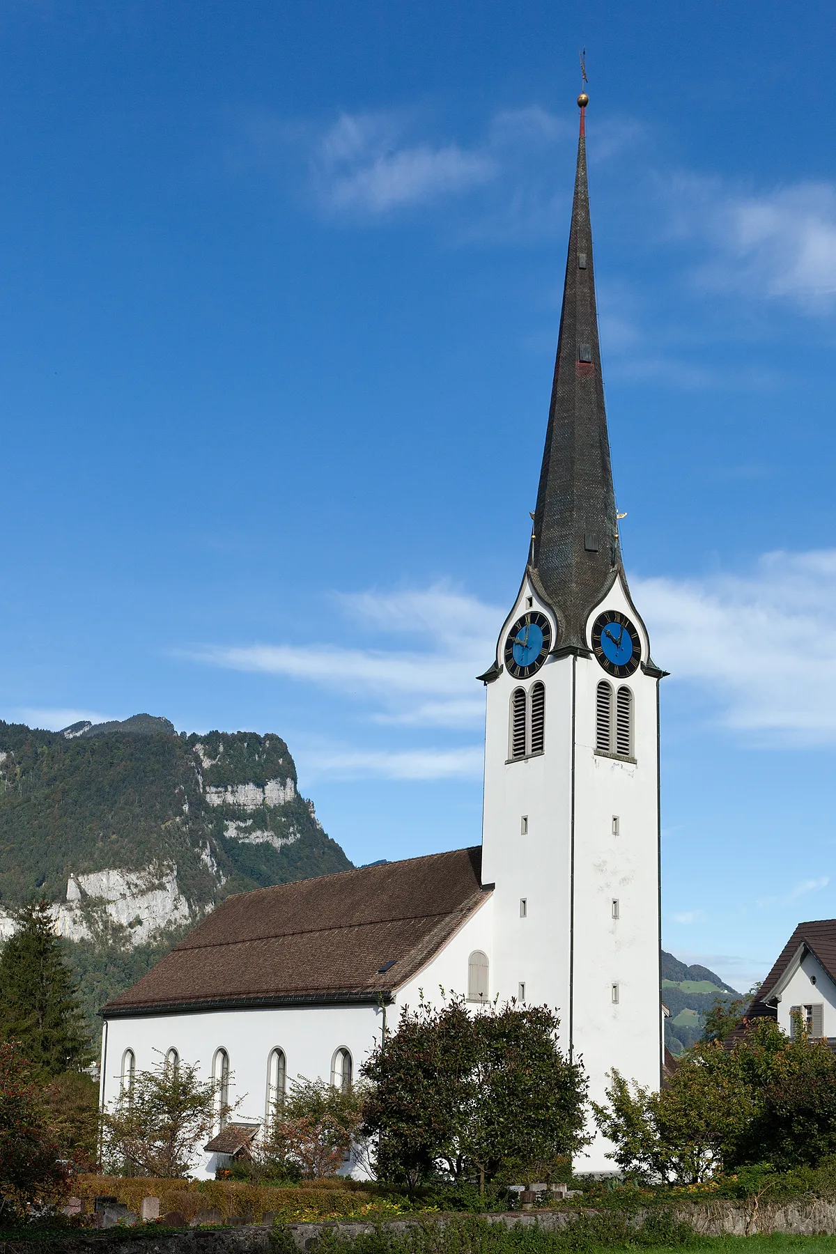 Photo showing: Reformierte Kirche in Mollis (GL)