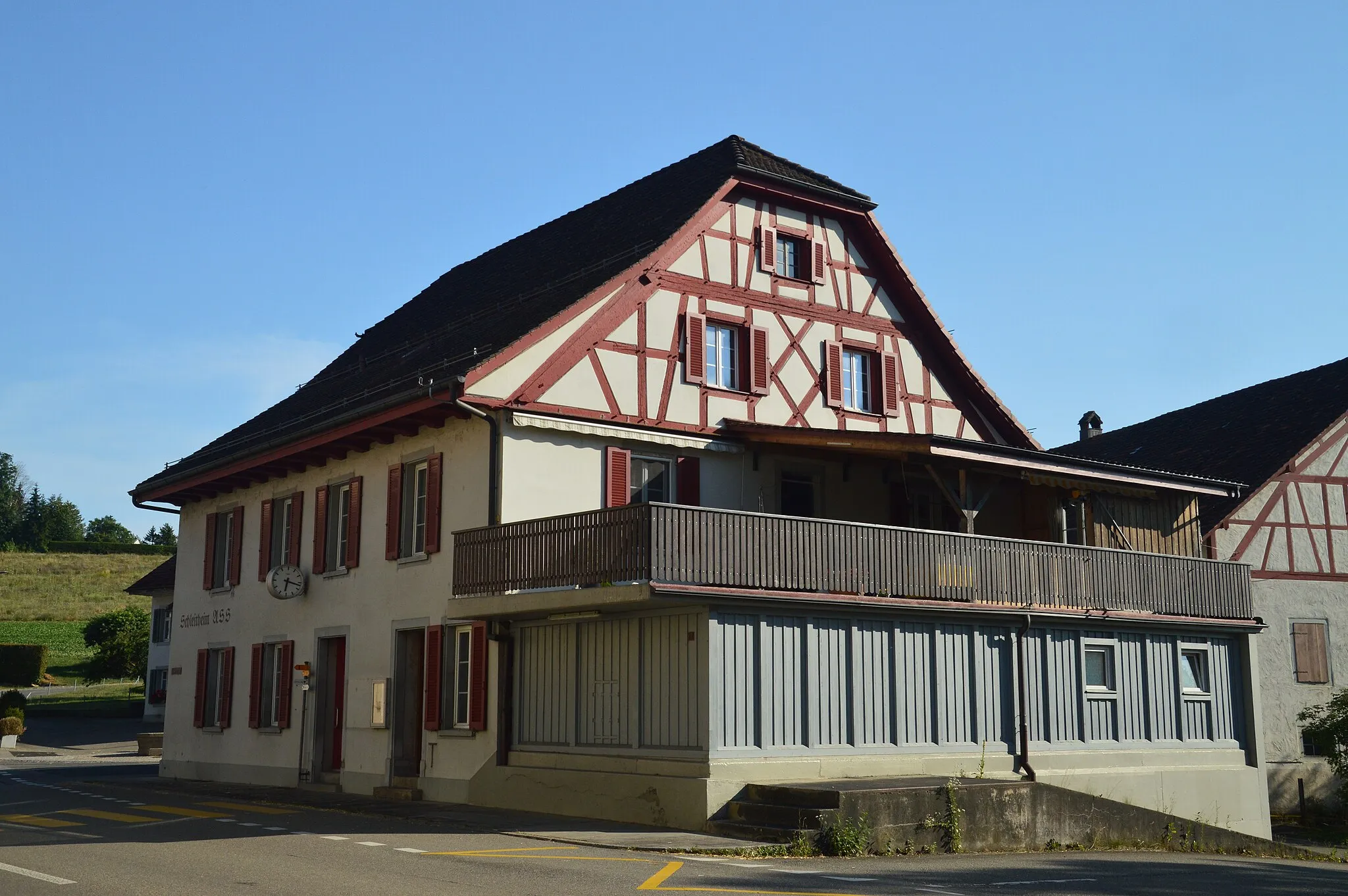 Photo showing: former station of Strassenbahn Schaffhausen–Schleitheim, building at Schwarzwaldstrasse 1, Schleitheim, canton of Schaffhausen, Switzerland.