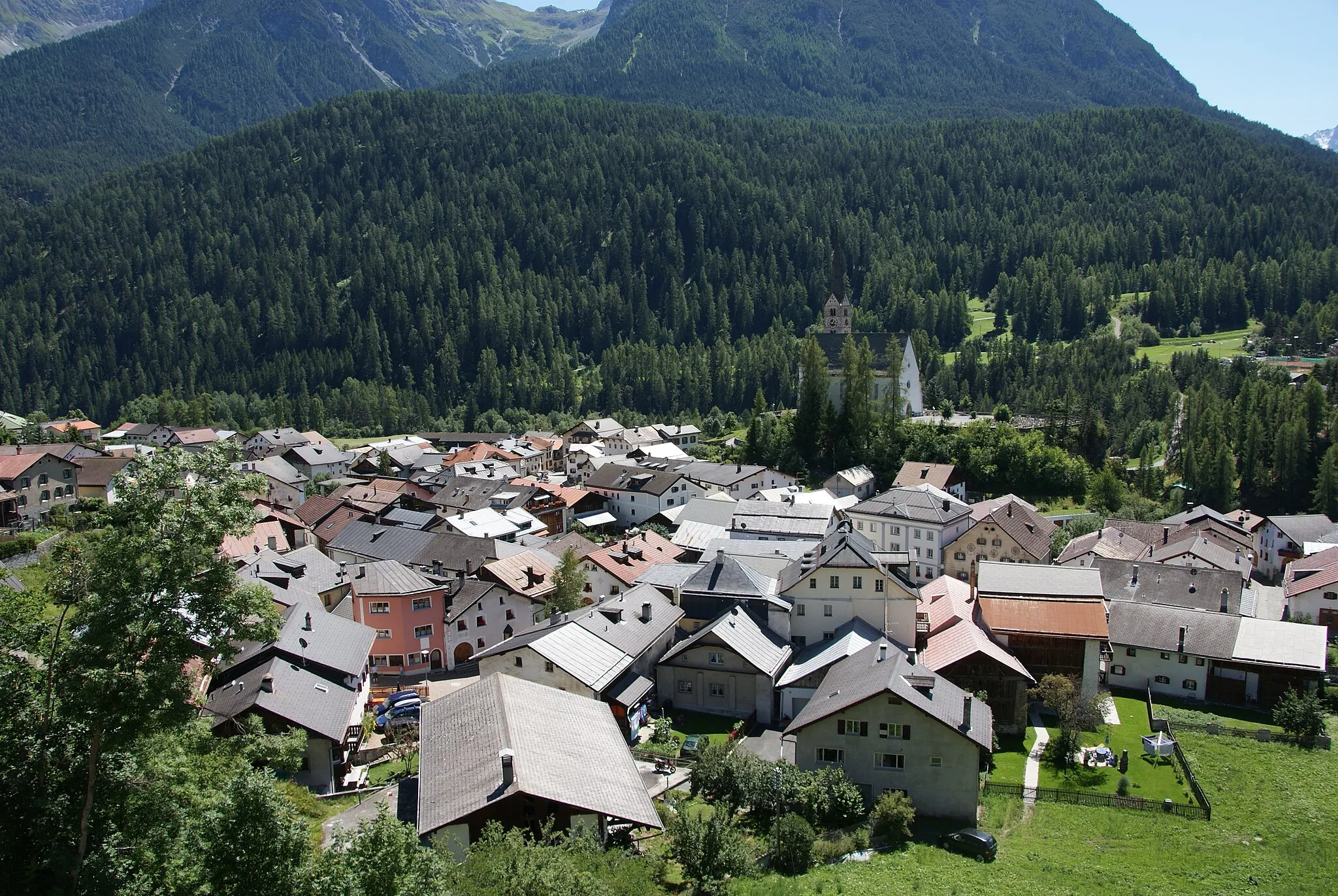 Photo showing: Scuol, Lower Engadine