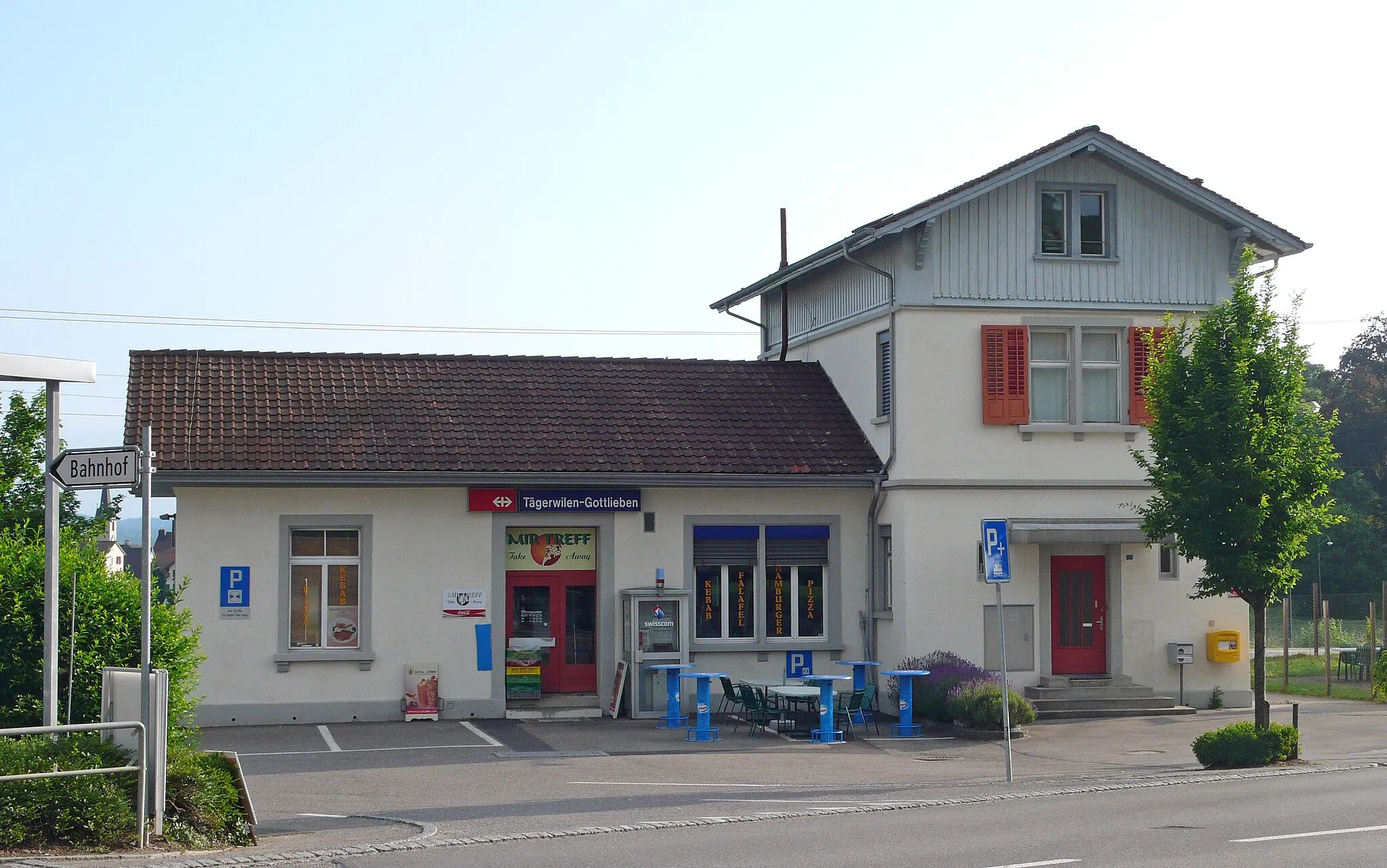 Photo showing: Train station Tägerwilen-Gottlieben in Tägerwilen, Switzerland.